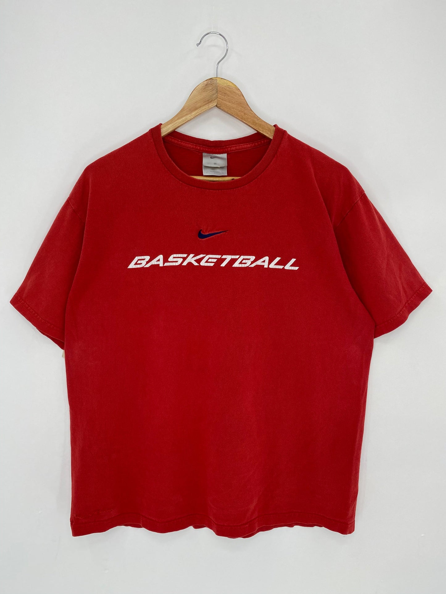 00’ NIKE BASKETBALL Size M Vintage T-shirt  / K7583
