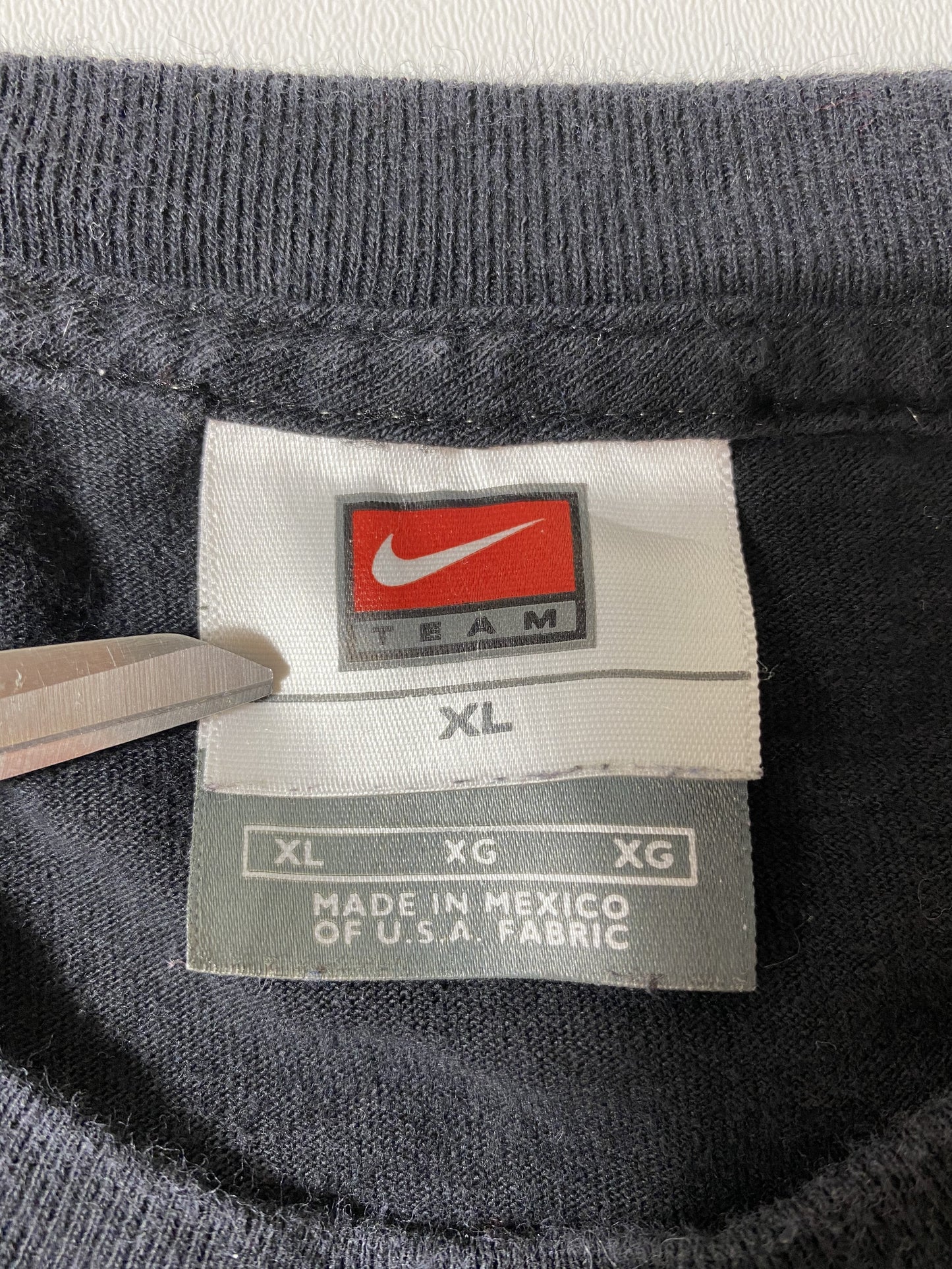 .90’s NIKE x IOWA Size XL Vintage College Long Sleeve T-shirt / A8981
