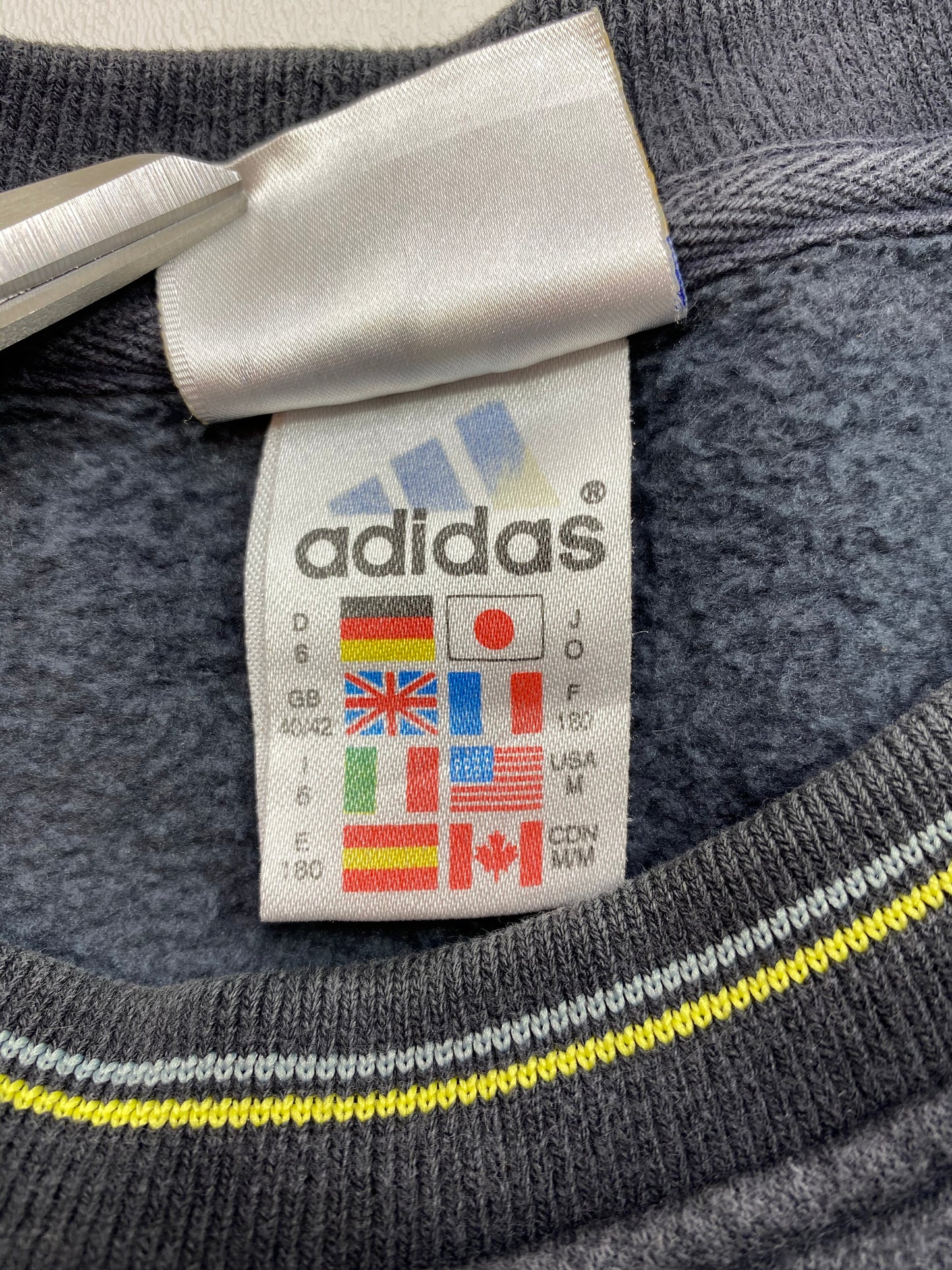 90’s Adidas Vintage Sweat-Shirt / 5067