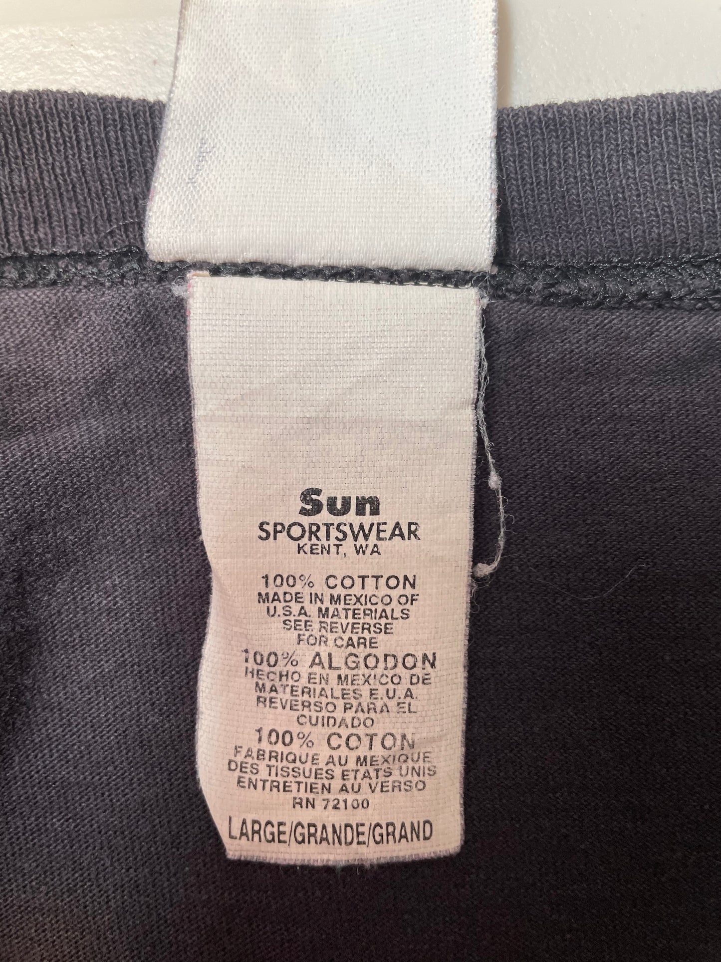 00’ DISNEY WINNIE THE POOH Size L Vintage T-Shirt  / k2773