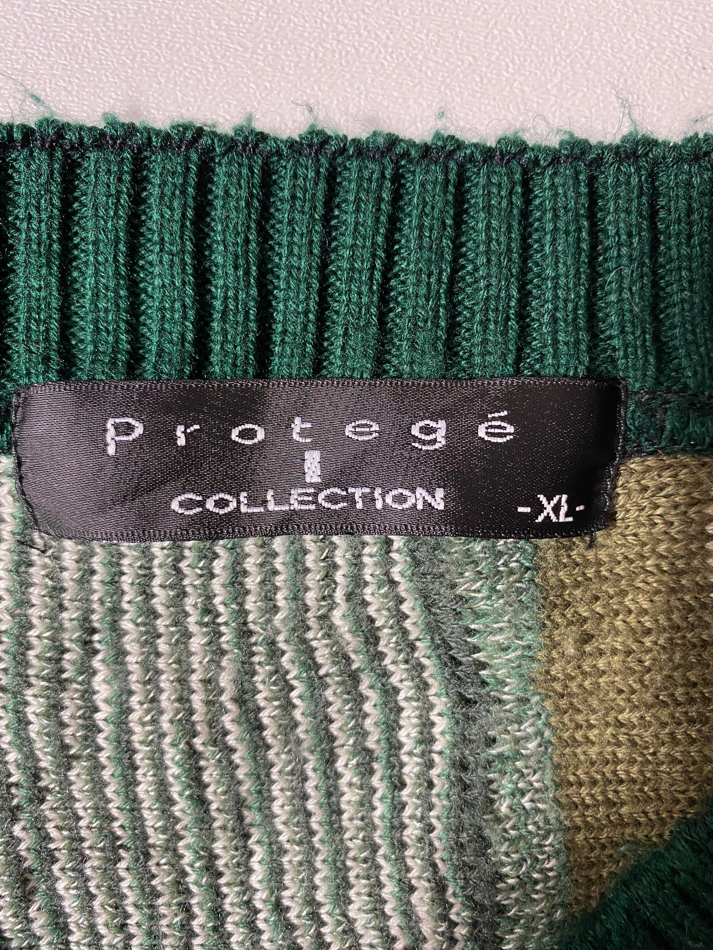 Vintage 3D COOGI- Style Made in USA Size XL Knit Sweater / K3481