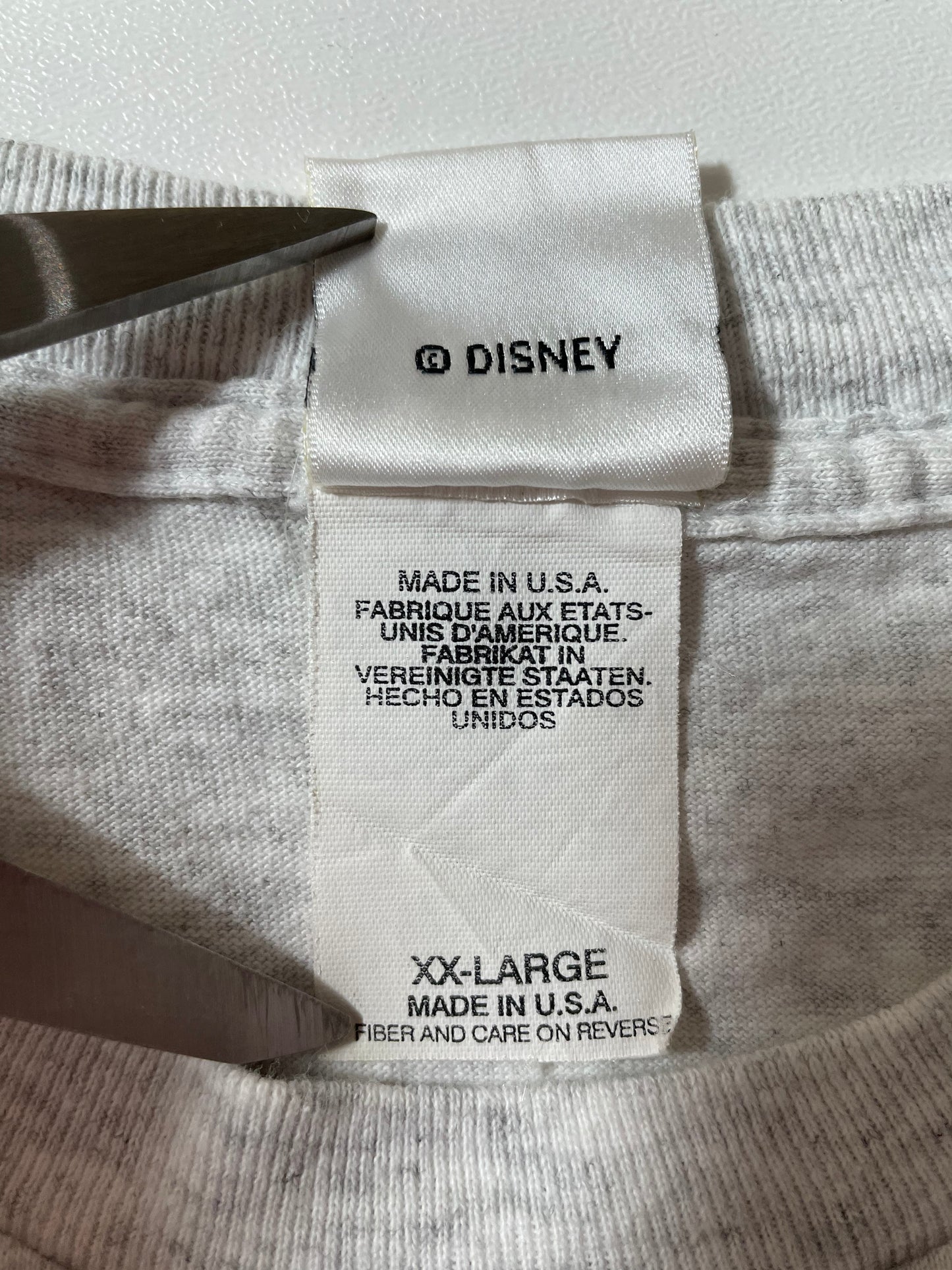 00’ DISNEY MICKEY AND FRIENDS Made in USA Size XXL Vintage T- Shirts / A1011