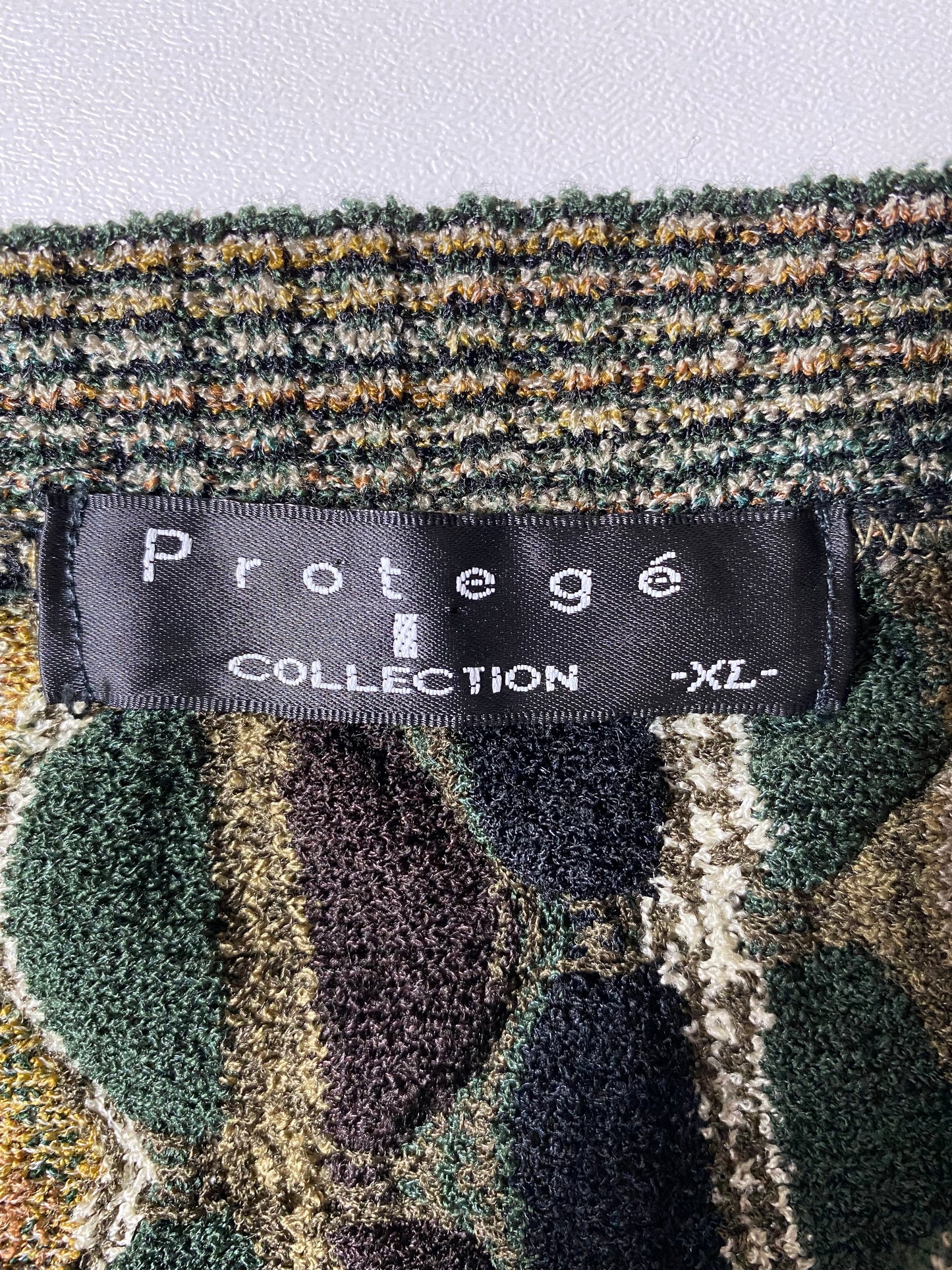 Vintage 3D COOGI- Style Made in USA Size XL Knit Sweater / K3480