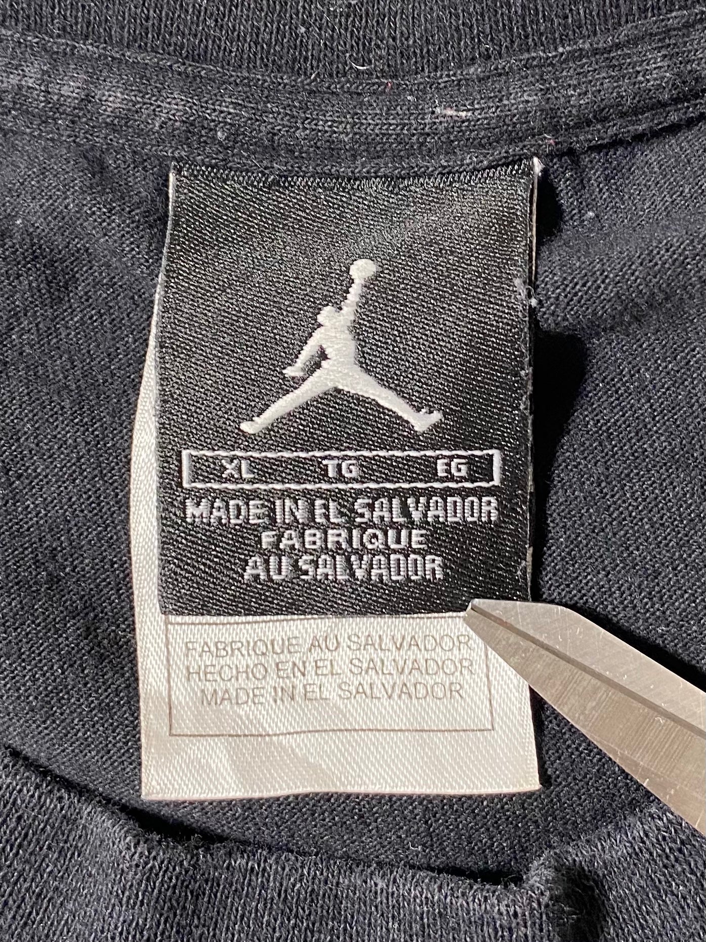 00' AIR JORDAN Size XL Vintage T-shirt / 8246
