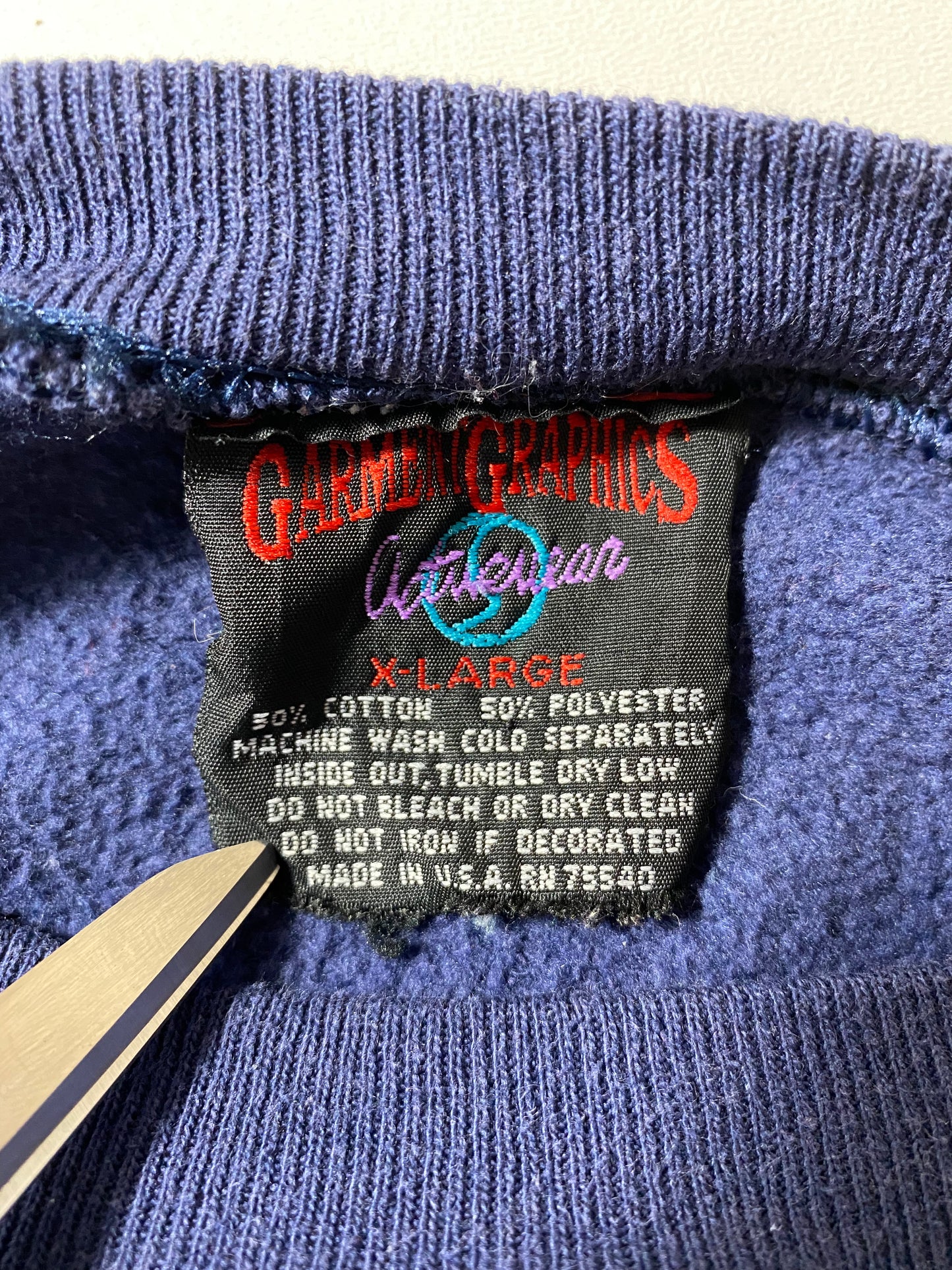 1996 LOONEY TUNES TWEETY Made in USA Size XL Vintage Sweat-shirt / K2716
