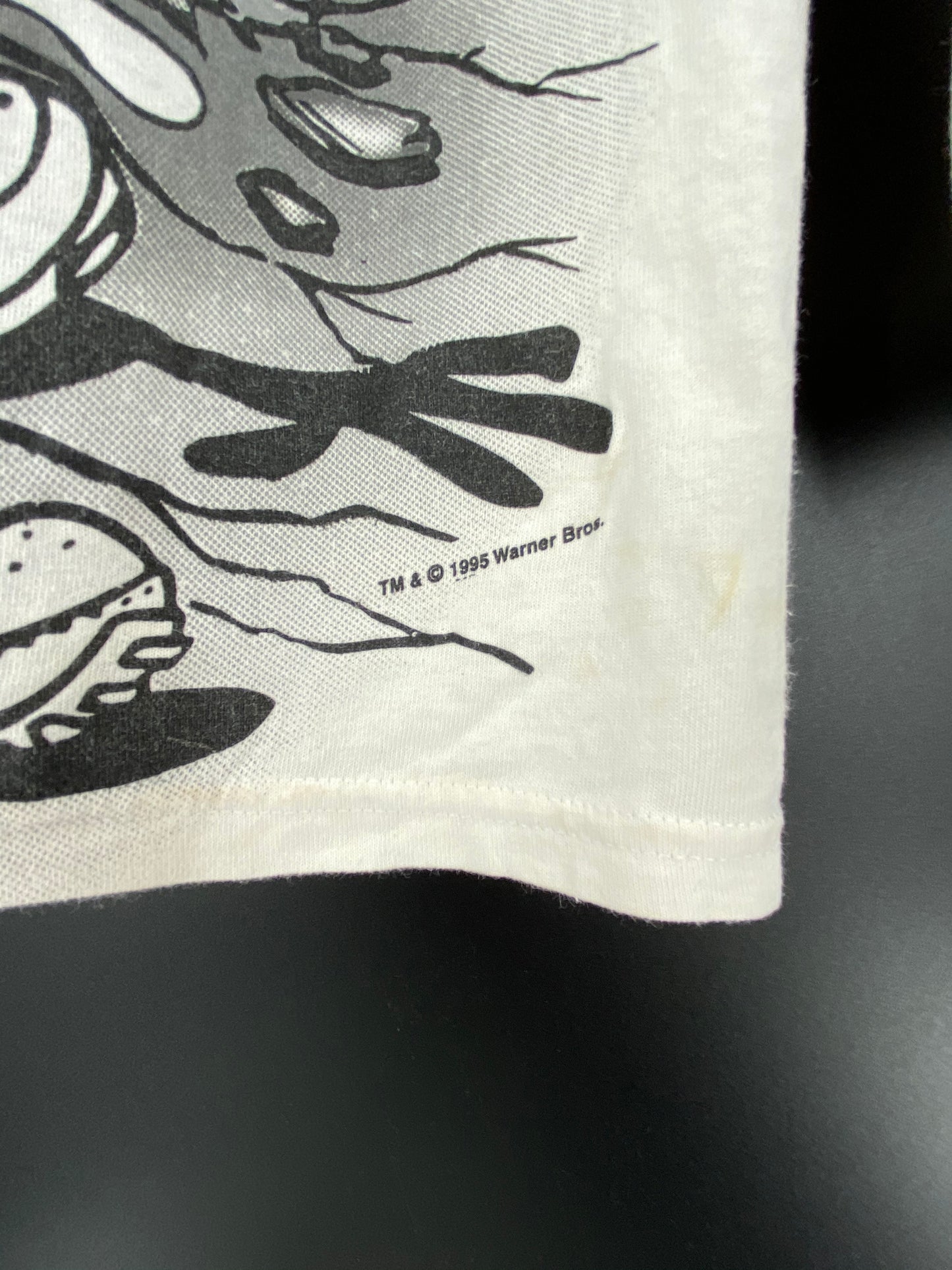 1995 LOONEY TUNES All Over Print Made in USA Size M Vintage Long-Sleeve T-Shirt / 9273