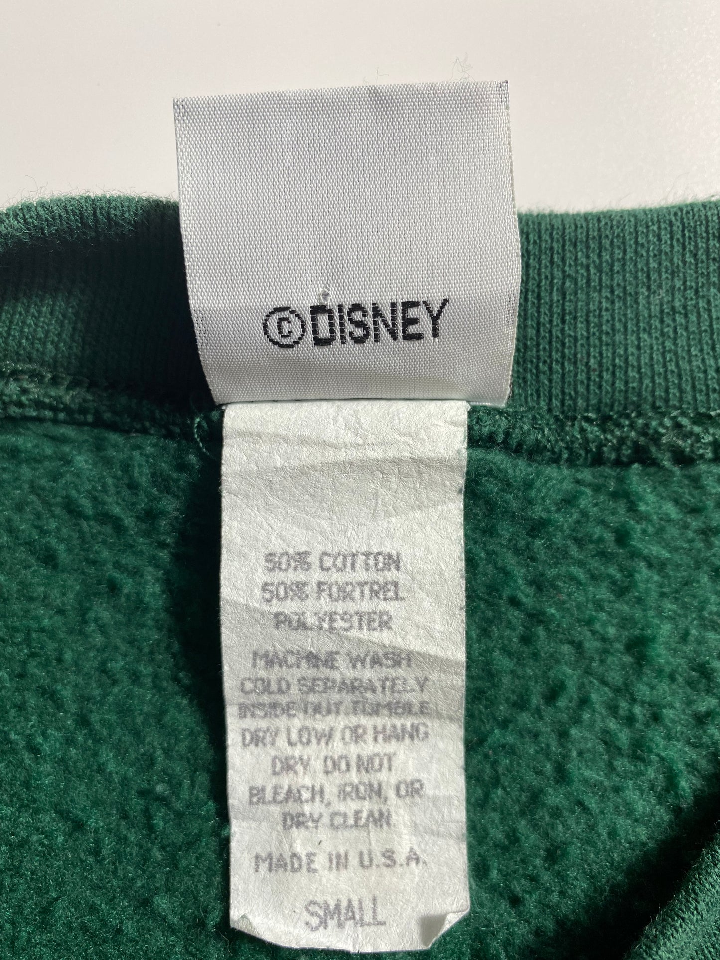 00’s WINNIE THE POOH Made in USA Size S Vintage Sweat-shirt / K3796