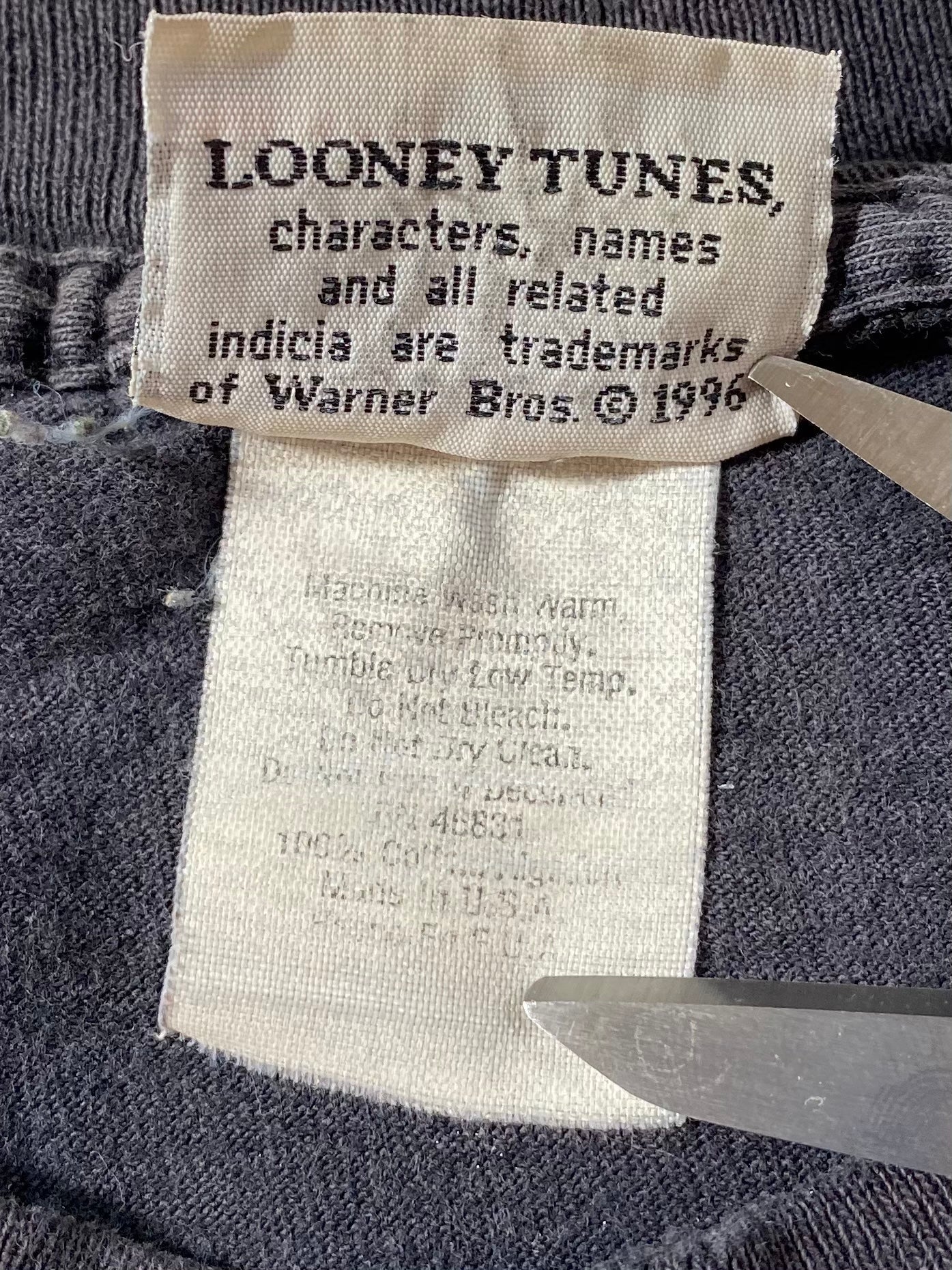 .1996LOONEY TUNES TAZ Made in USA Size No Tag (Approx. M) Vintage T-shirt/ E588T