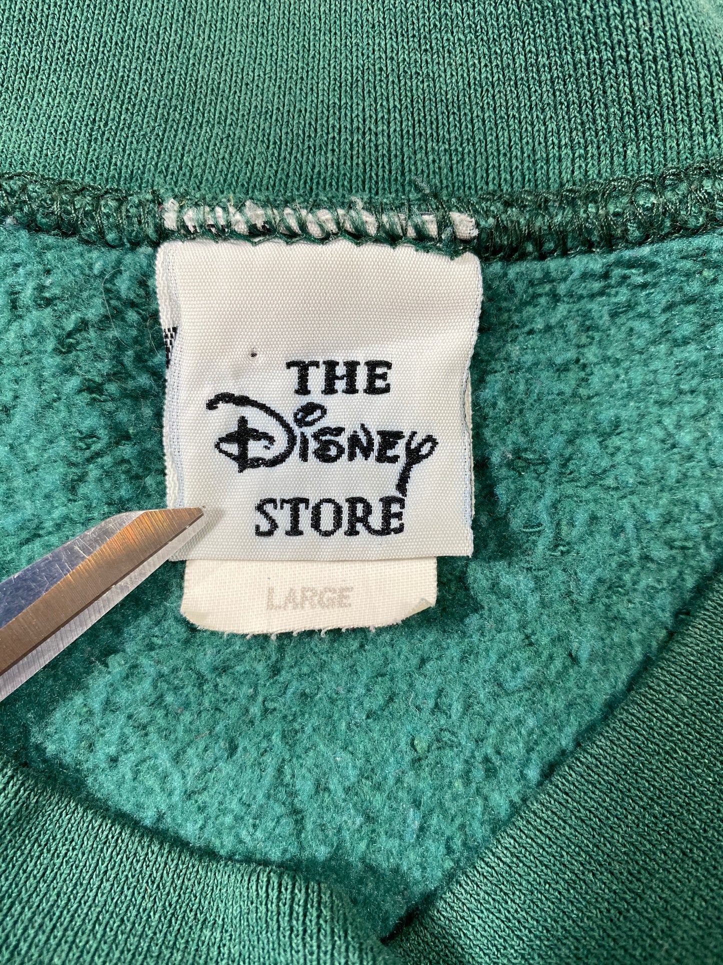00' DISNEY WINNIE THE POOH Made in USA Size L Vintage Sweat-shirt / 6480