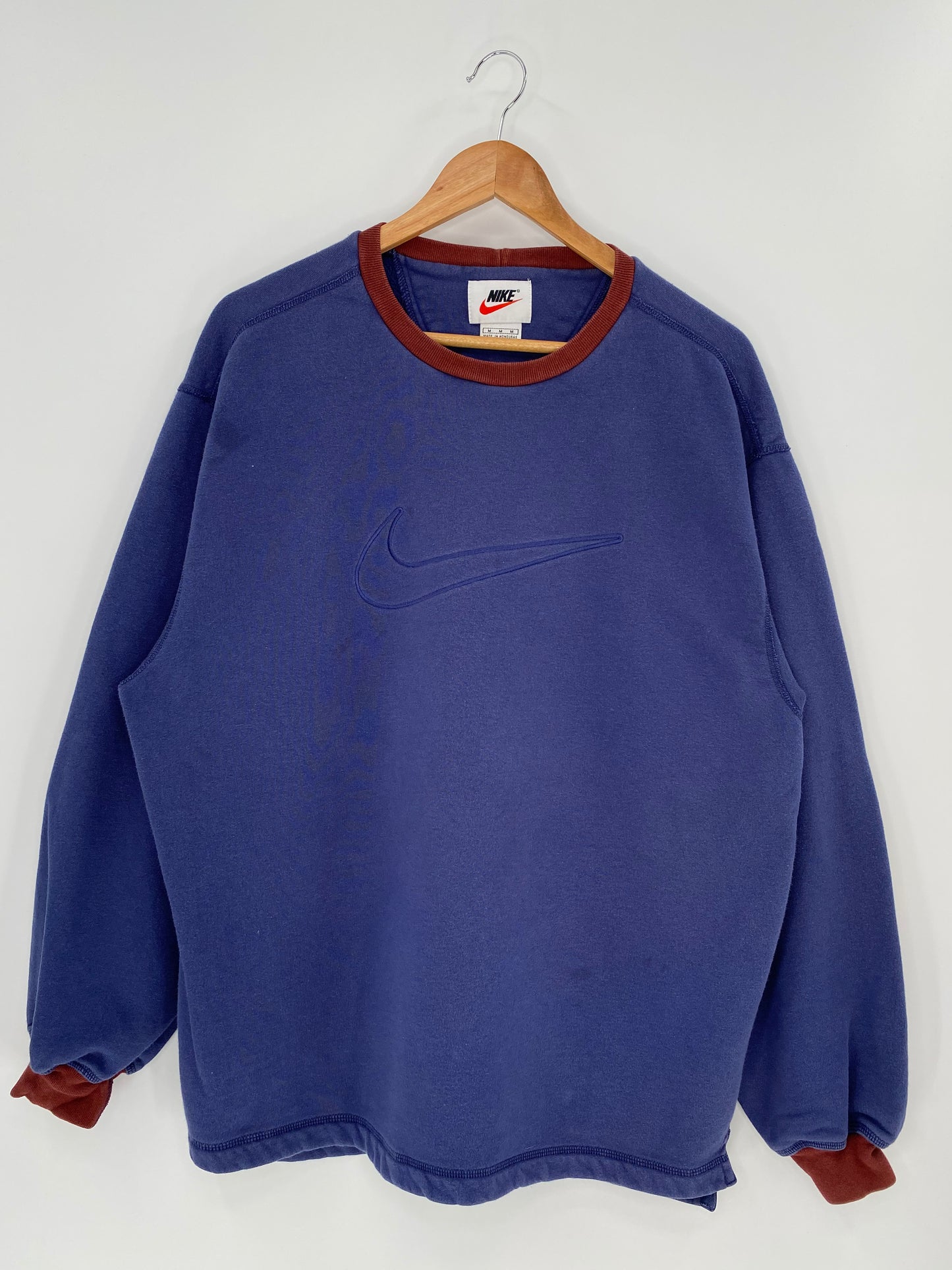 90’s NIKE Size M Vintage Sweatshirt / k172