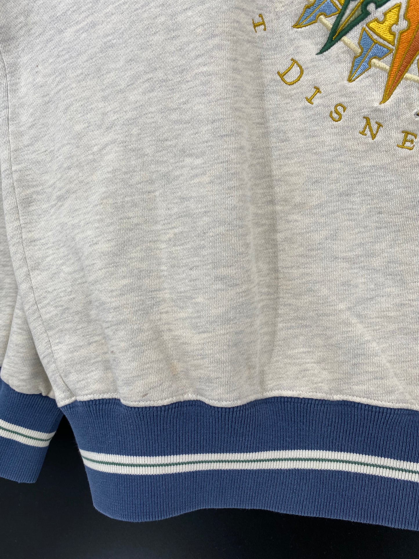 00' WALT DISNEY WORLD MICKEY Size M Vintage Sweat-shirt / K2260