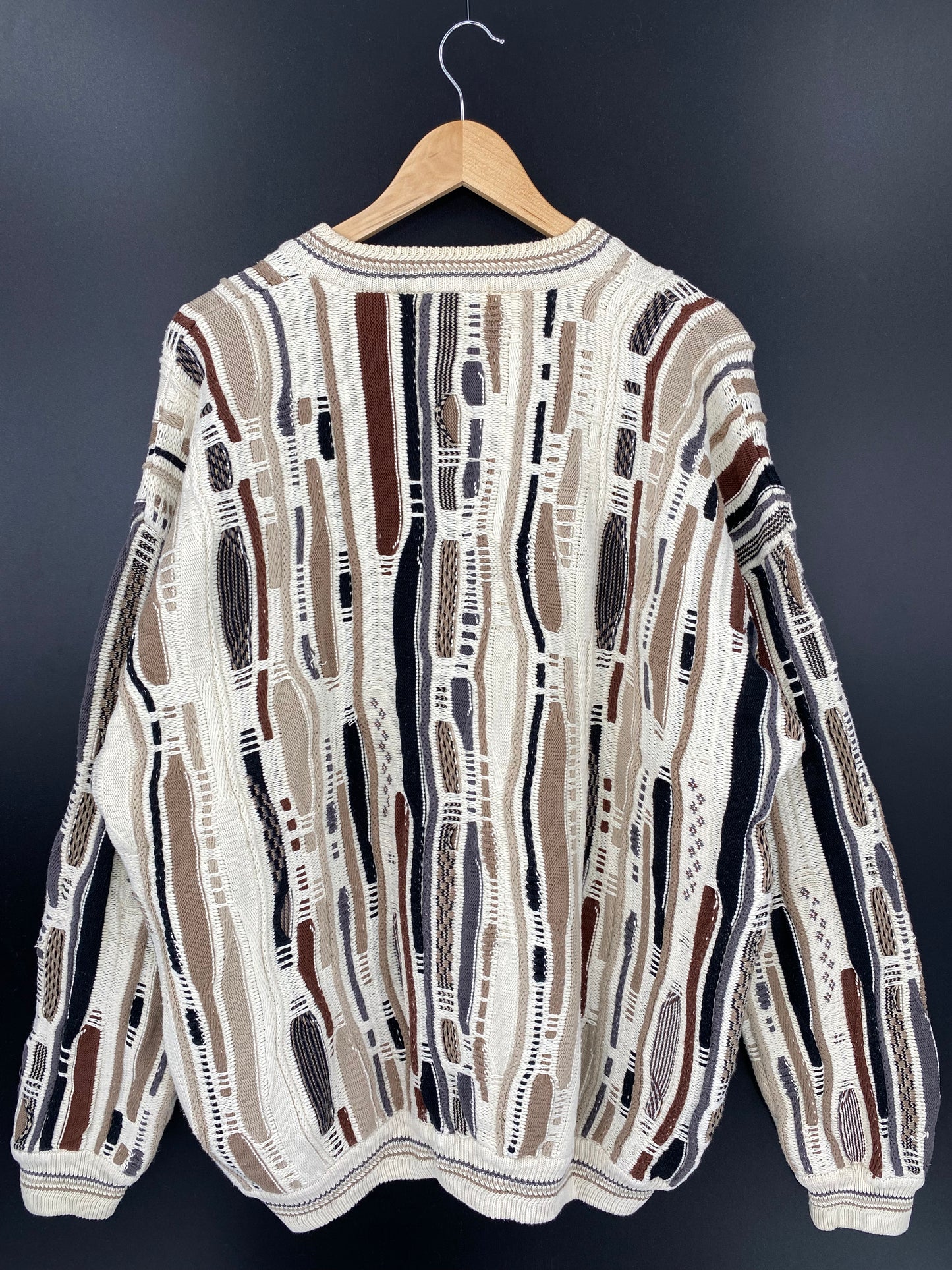 Vintage 3D COOGI- Style Size XL Knit Sweater / K1587