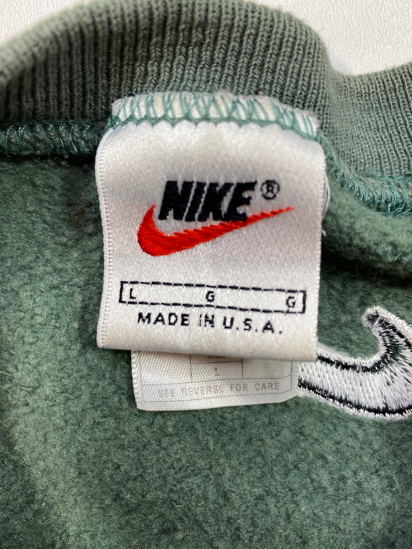 90’s NIKE Front Logo Made in USA Vintage Sweat-Shirt / 4911