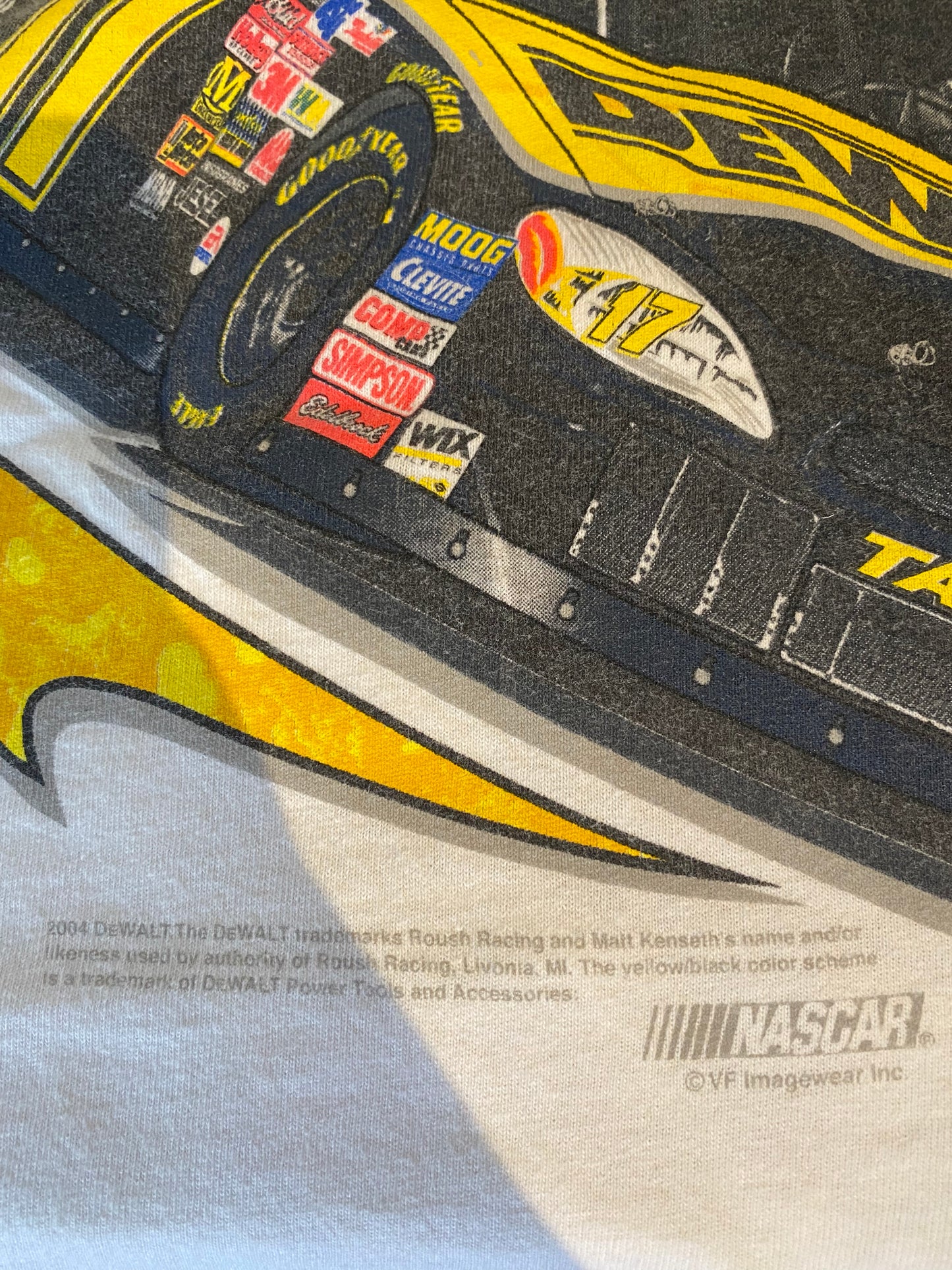 2004' NASCAR DEWALT MATT KENSETH No tag (Approx. Size XL) Vintage Racing T-Shirt / K2624