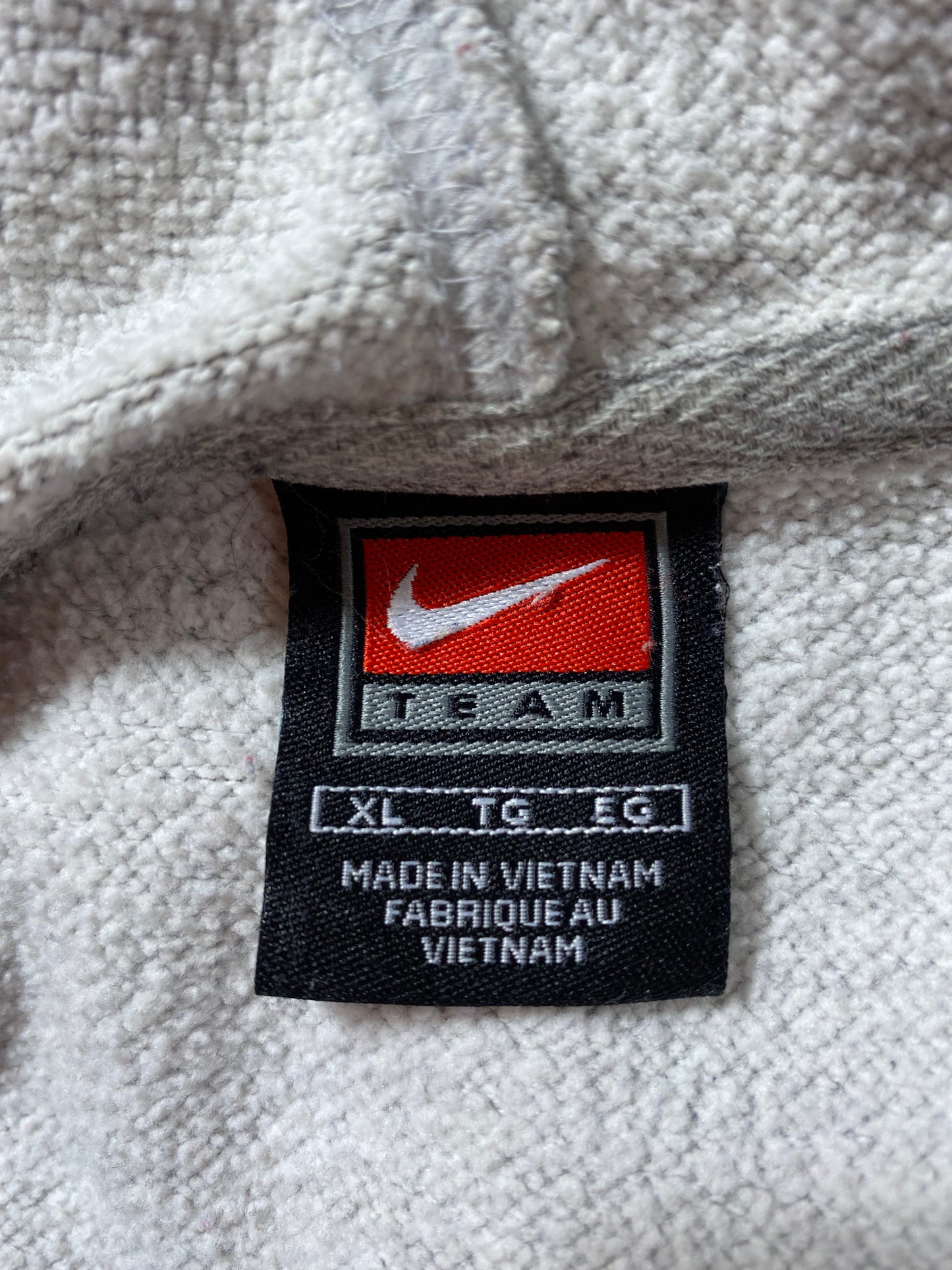 00’ NIKE CONNECTICUT BASKETBALL Size XL Vintage Hoodie Sweat-Shirts / K3001