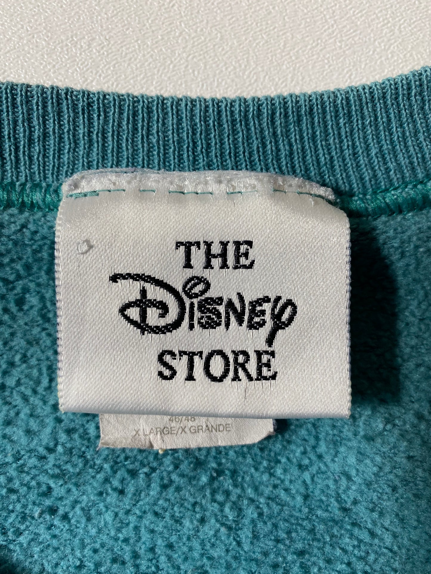 00’ DISNEY WINNIE THE POOH MADE IN USA Size XL Vintage Sweat-shirt / K2501