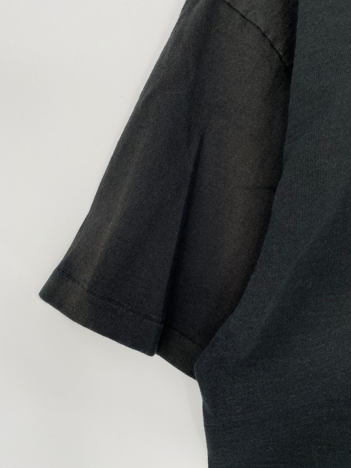 00’ DISNEY TICK-TOCK the CROCODILE Made in USA Size XXL Vintage T-Shirt / 8551