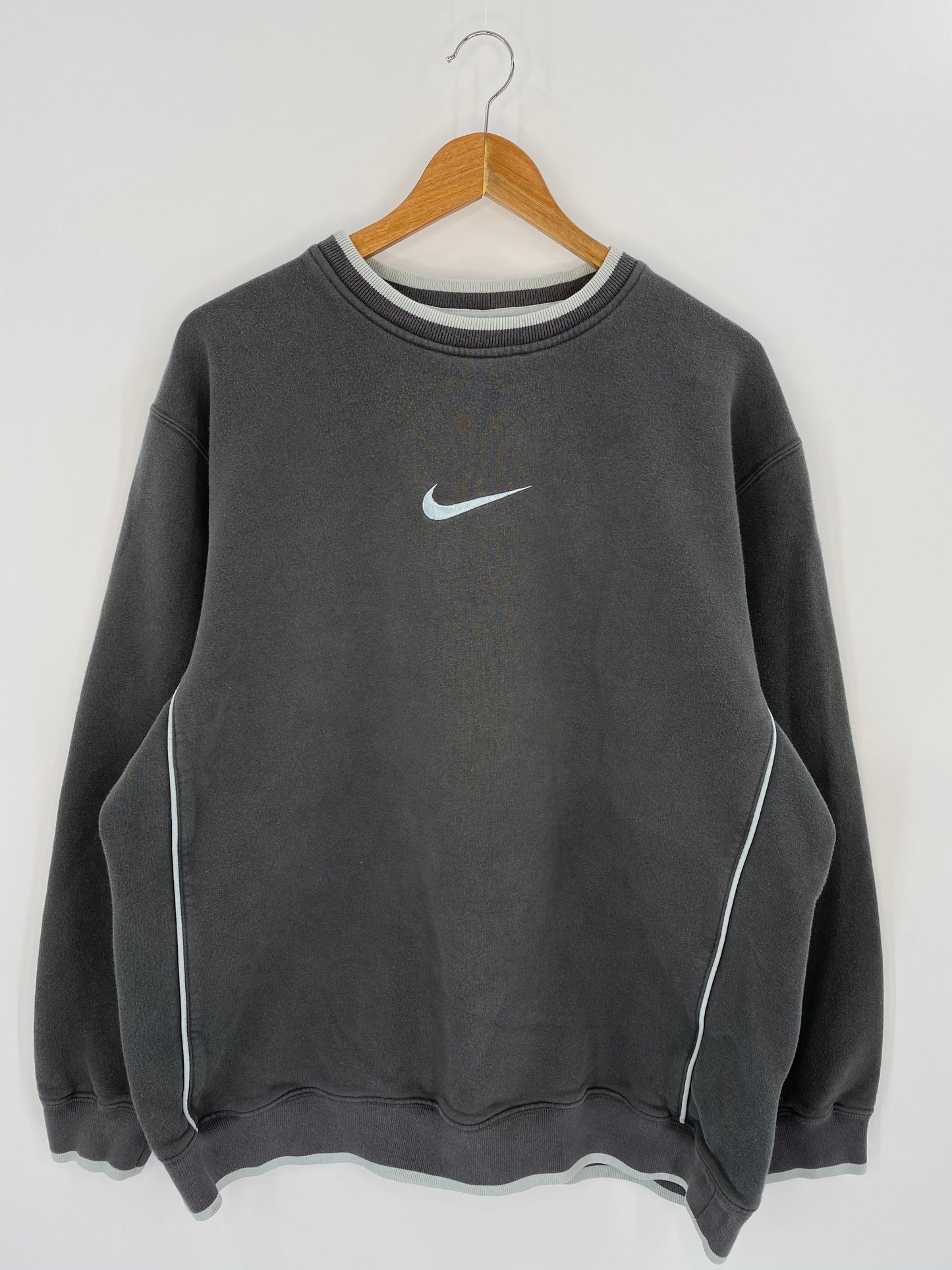 00’ NIKE Center Logo Size XL Vintage Sweat-shirt / 7584
