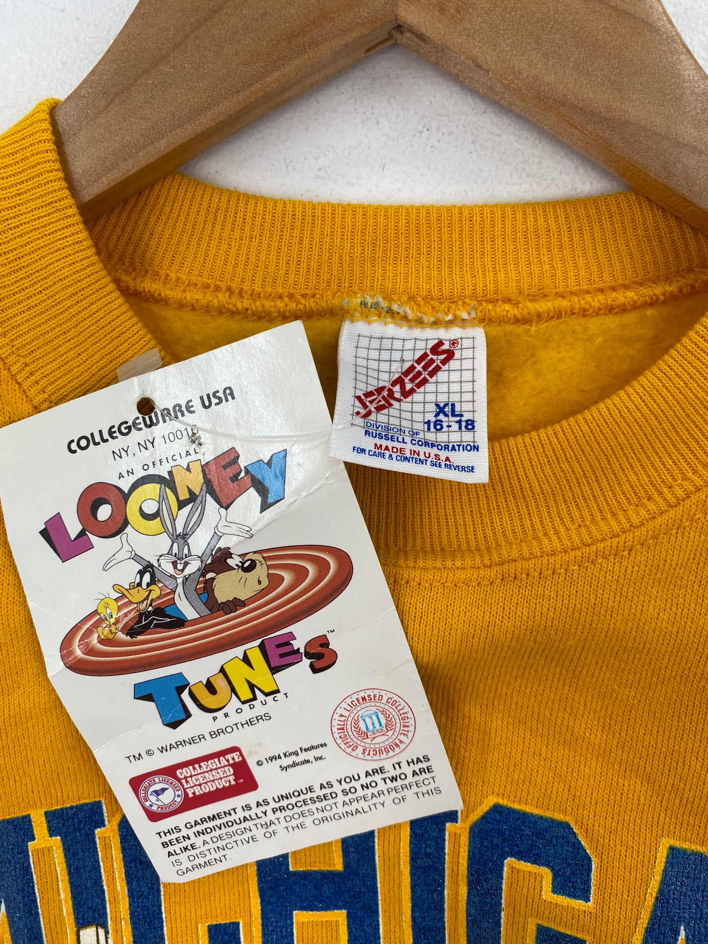 1994 DEADSTOCK LOONEY TUNES x MICHIGAN Made in USA Size Ladies XL Vintage College Sweat-Shirt / A6950