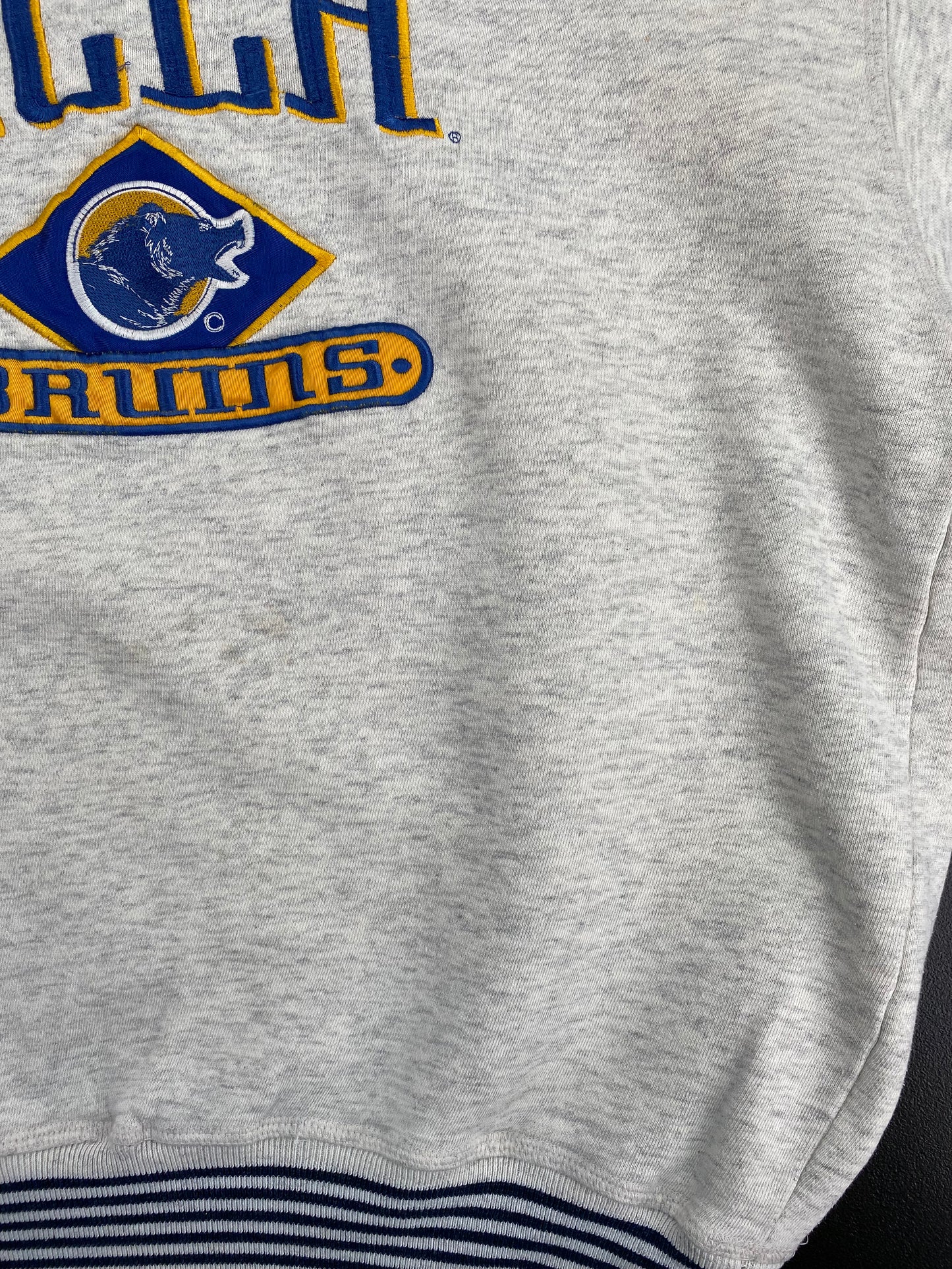 Vintage UCLA Size XL College Sweat-Shirt / A2928