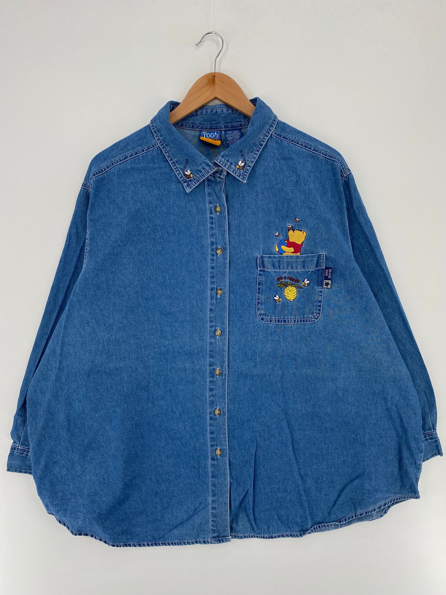 00' DISNEY WINNIE THE POOH Size Ladies 26W-28W Vintage Button-Down Shirt / E6128B