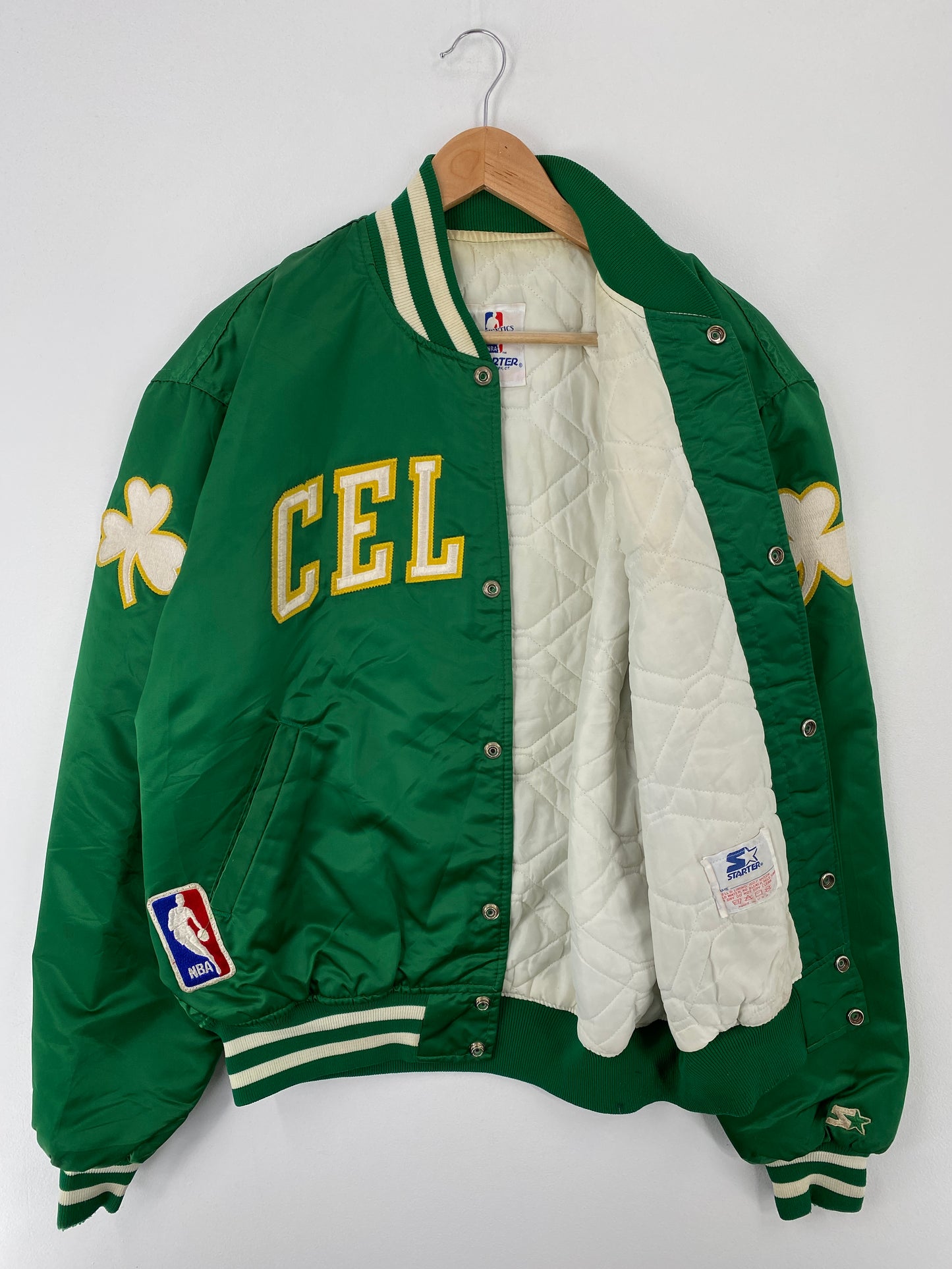 90’s STARTER x CELTICS Made in USA Size XL Vintage NBA Button down Nylon Jacket / A9451
