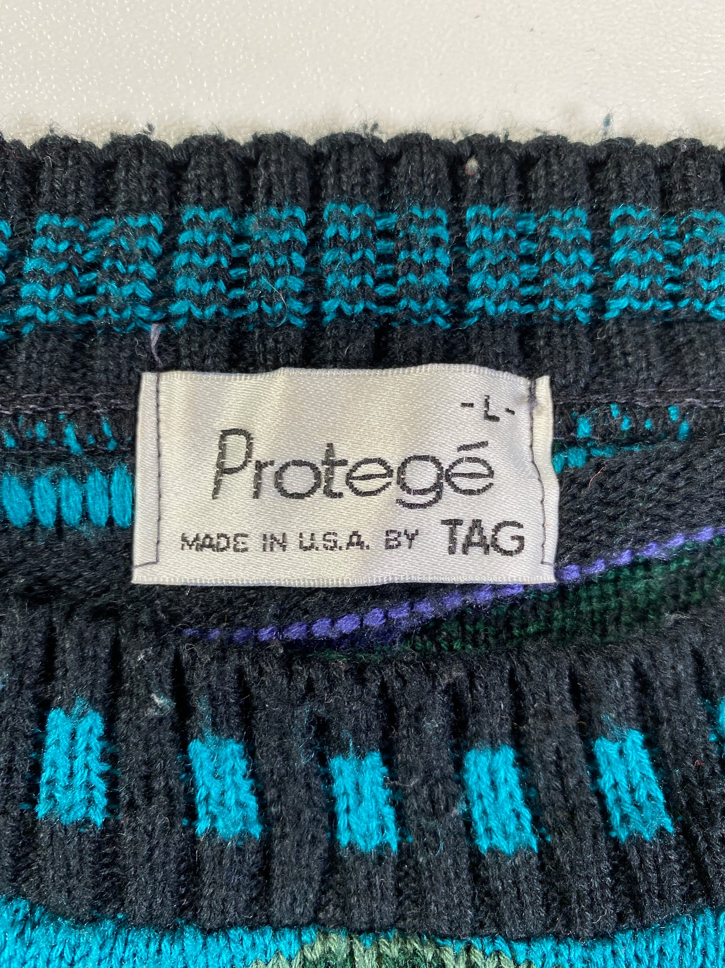 Vintage 3D COOGI- Style Made in USA Size L Knit Sweater / A9500