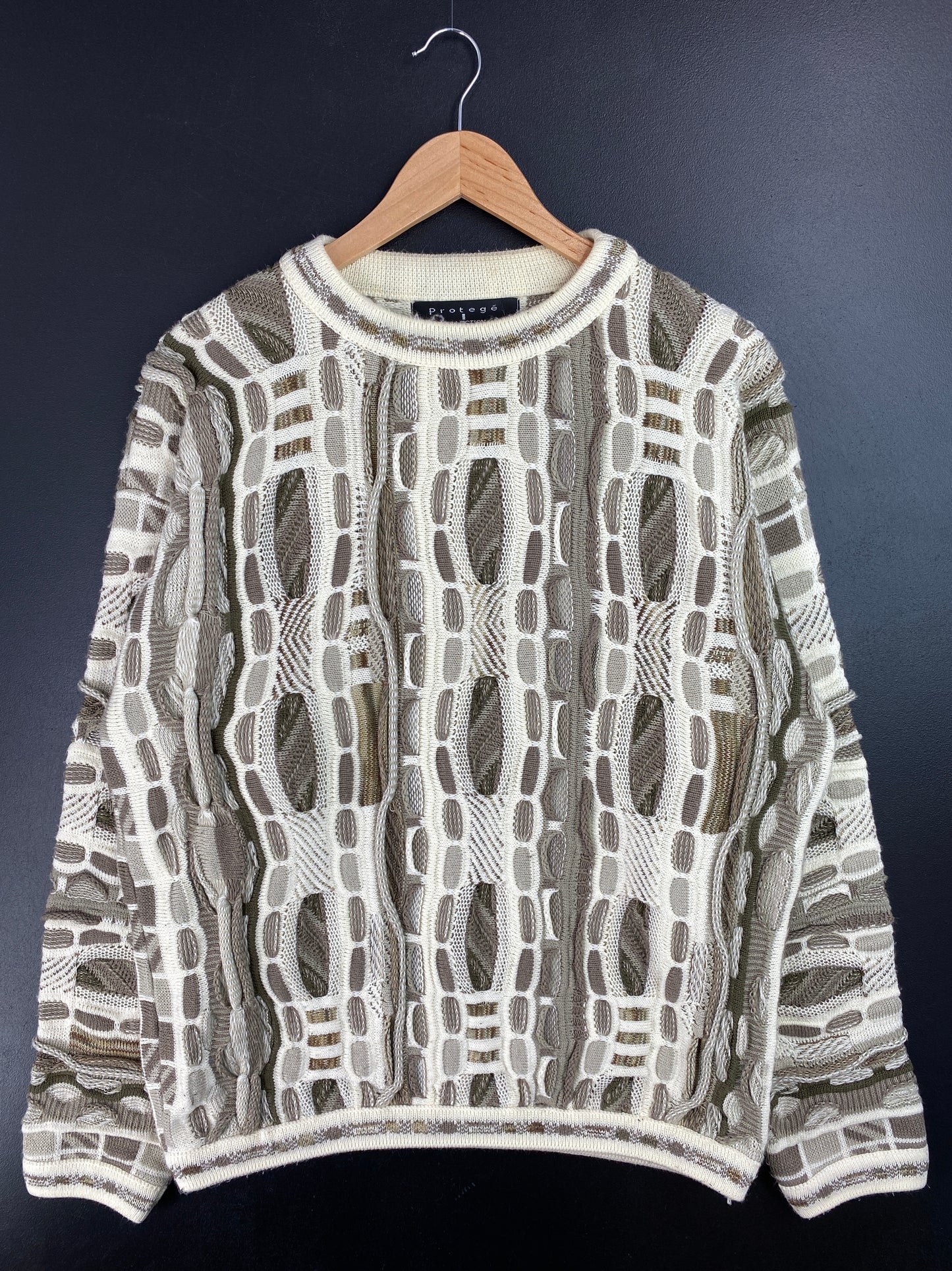 Vintage 3D COOGI- Style Made in USA Size L Knit Sweater / A9505