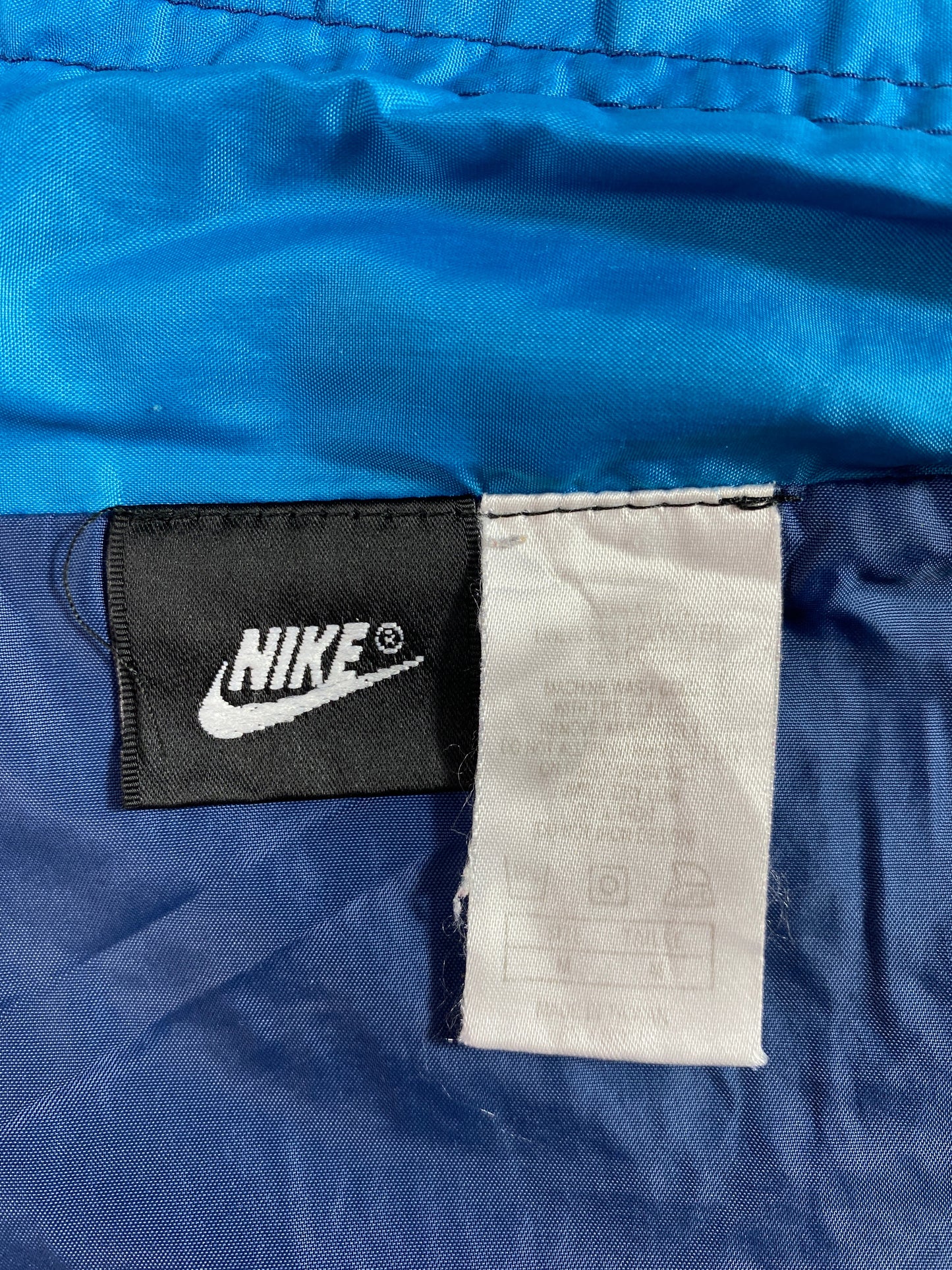 90’s NIKE Size M Vintage Nylon Jacket / E4445N
