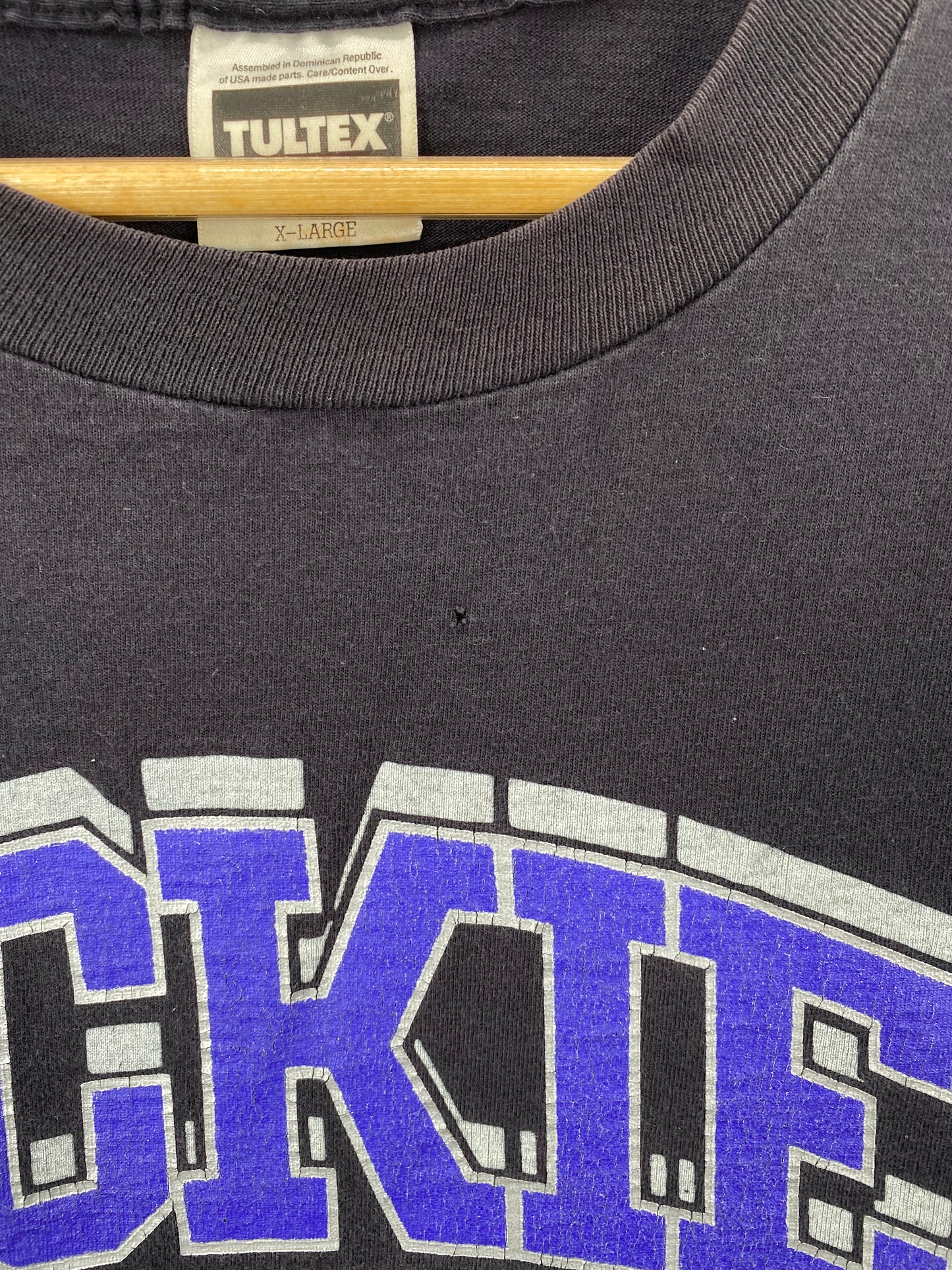 1993 COLORADO ROCKIES x LOONEY TUNES TAZ Size XL Vintage MLB T-shirt / A1303