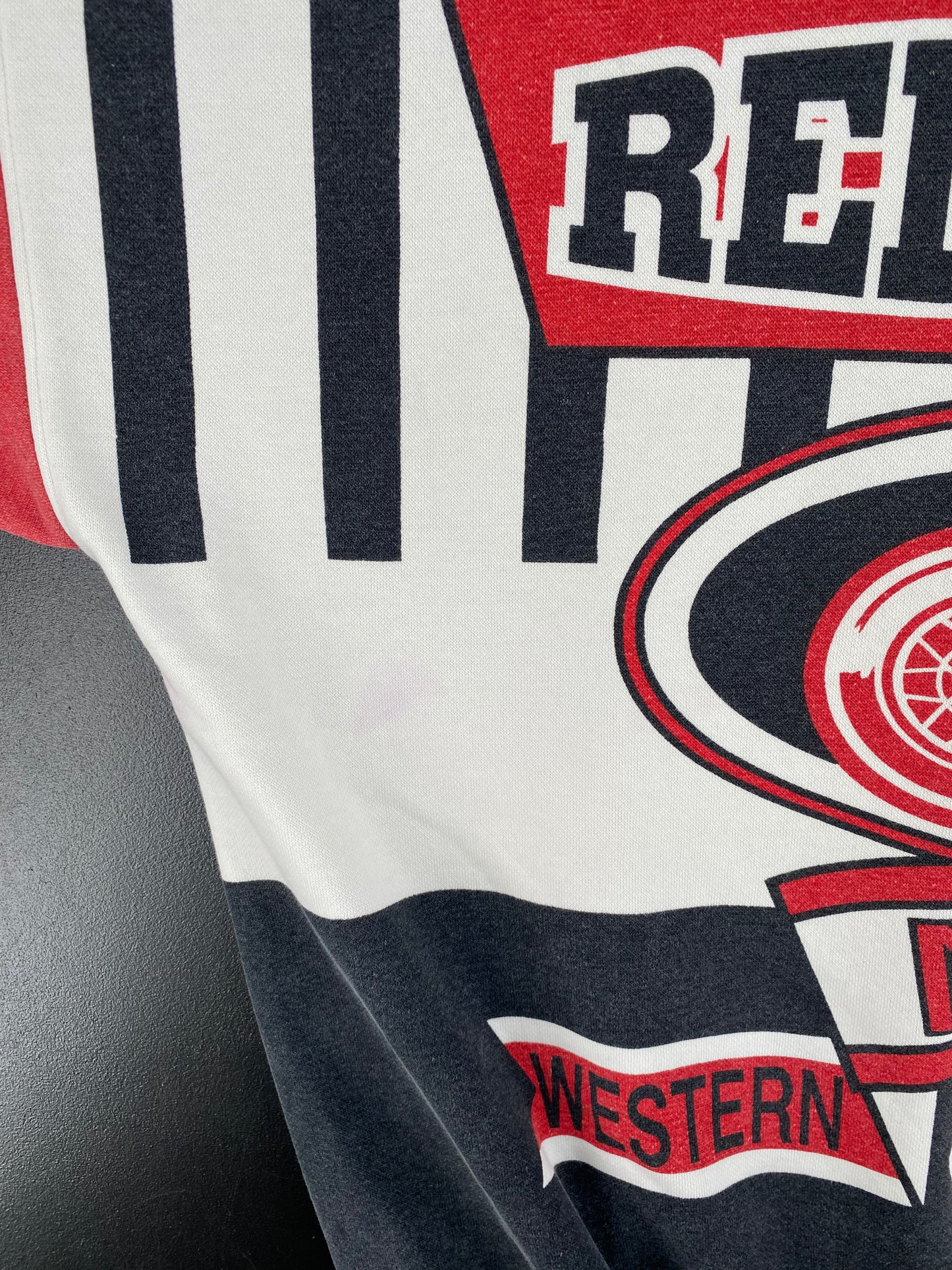 90’s DETROIT RED WINGS Size No Tag (Approx.XL) NFL Sweat-shirt / A1439