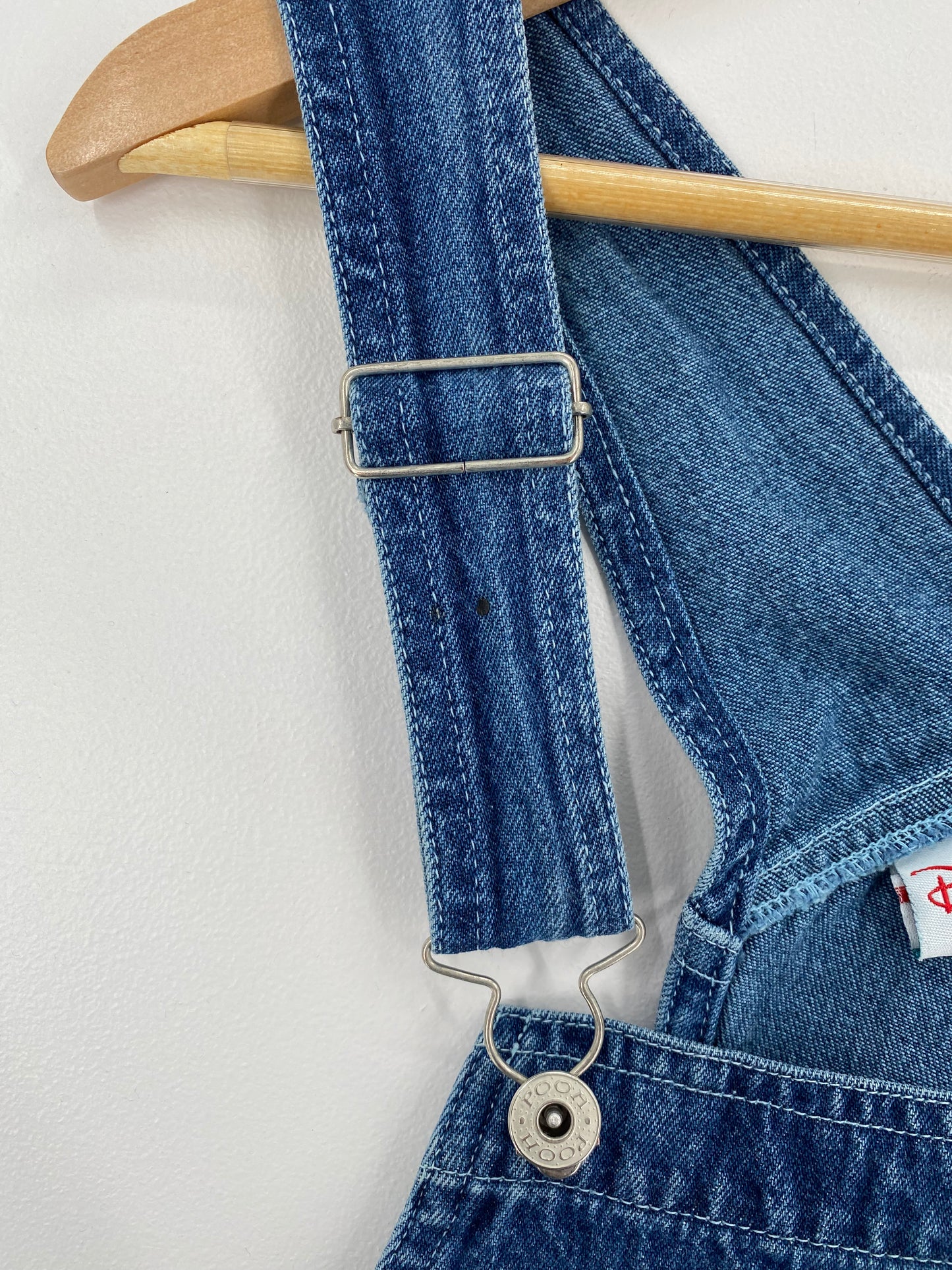 90's DISNEY WINNIE THE POOH Size L Vintage Denim Overall Shorts / A1586