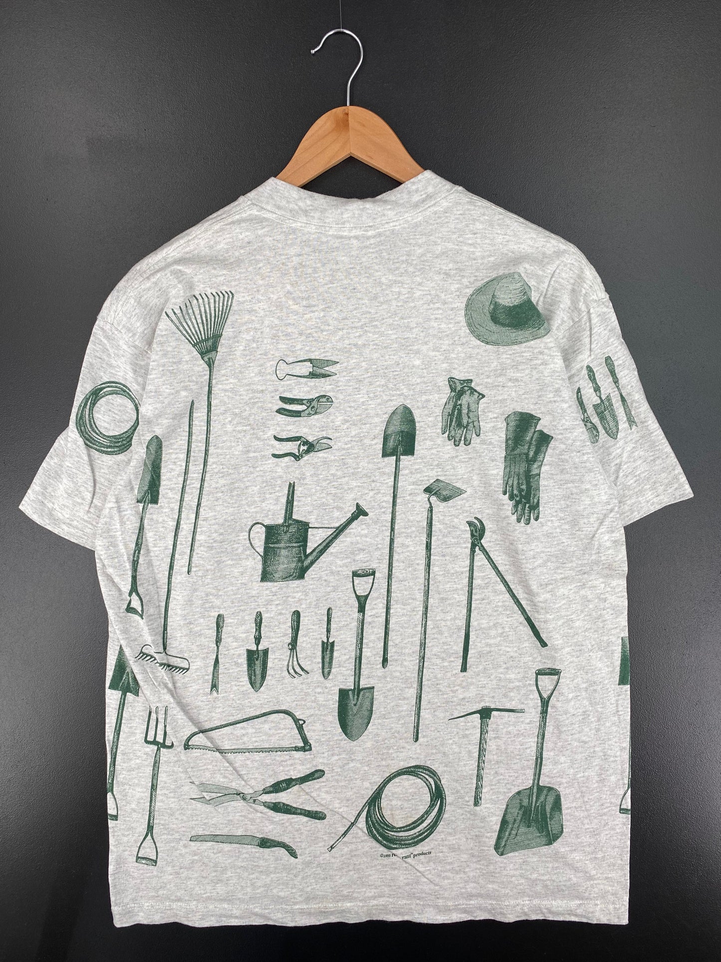 1995 GARDENING TOOLS Made in USA Size L Vintage T-Shirt / E2278T