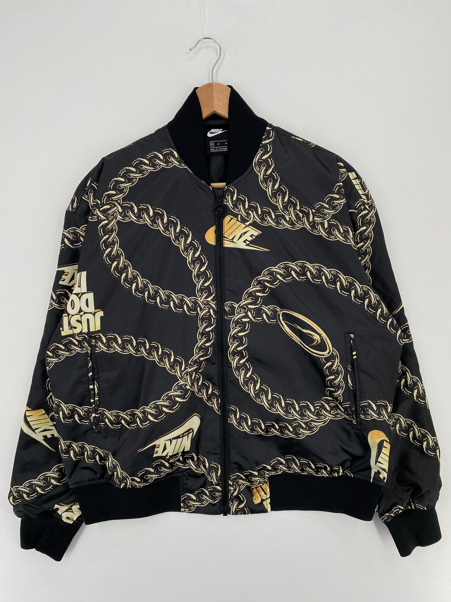 .Vintage NIKE Size M Vintage Nylon Jacket  / A2411