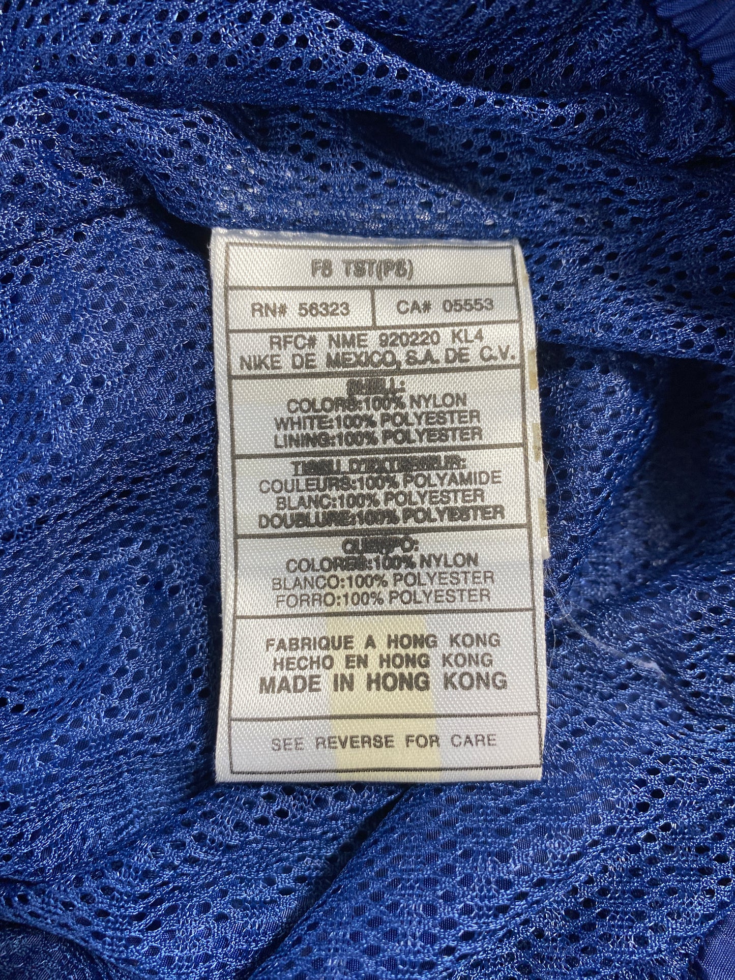 90’s NIKE UNIVERSITY OF CONNECTICUT Size L Vintage College Zip-up Nylon Jacket/ A7518