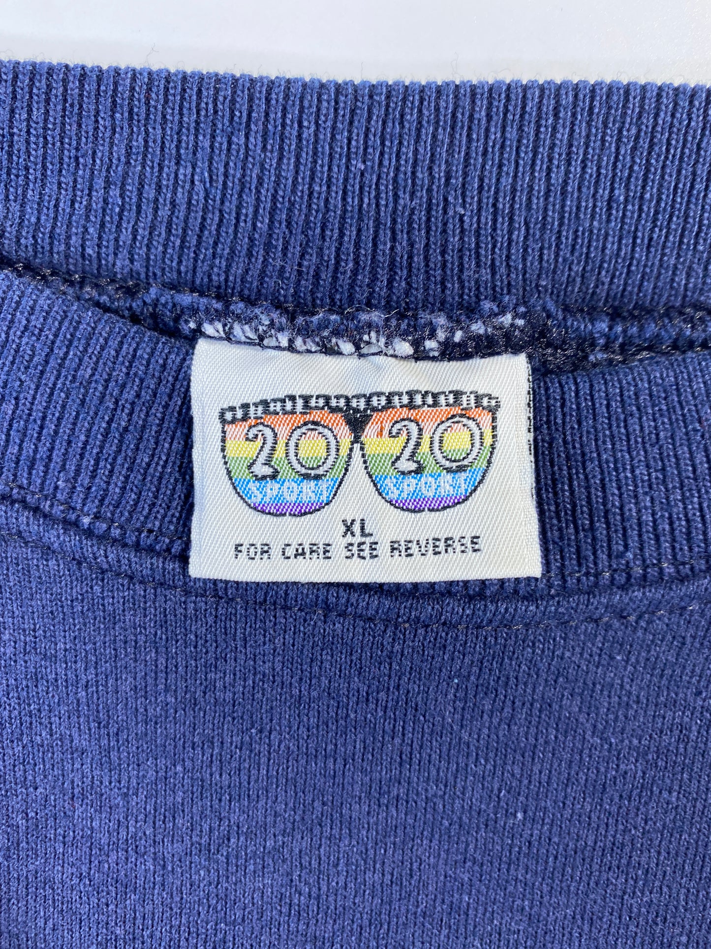 90's UNIVERSITY OF CONNECTICUT Size XL Vintage College Sweat-Shirt / A7526