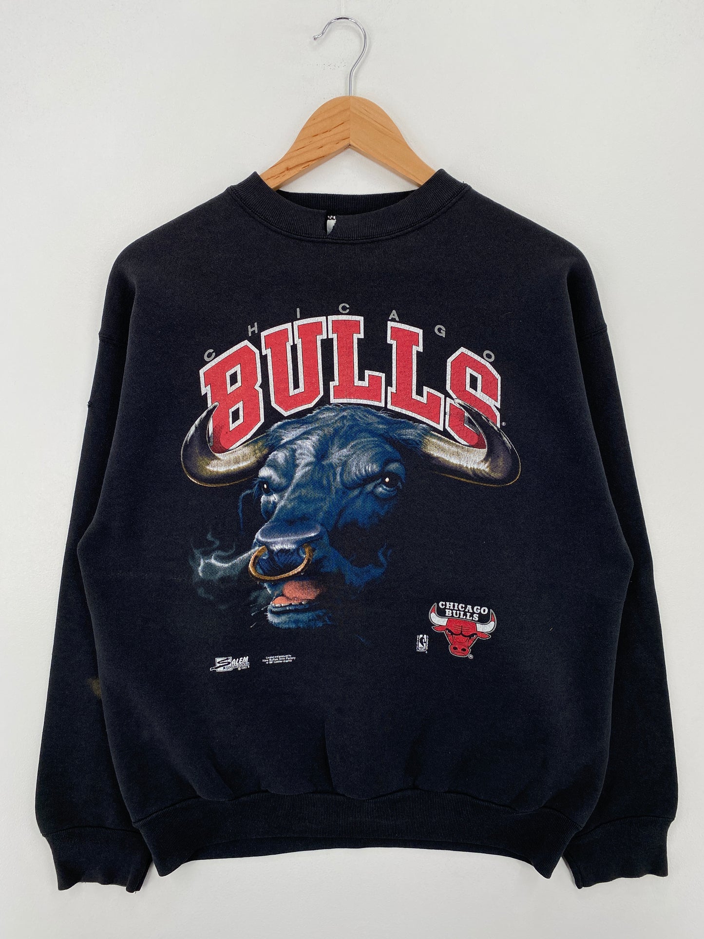 1991 SALEM x CHICAGO BULLS Made in USA Size L Vintage NBA Sweat-Shirt / A7561