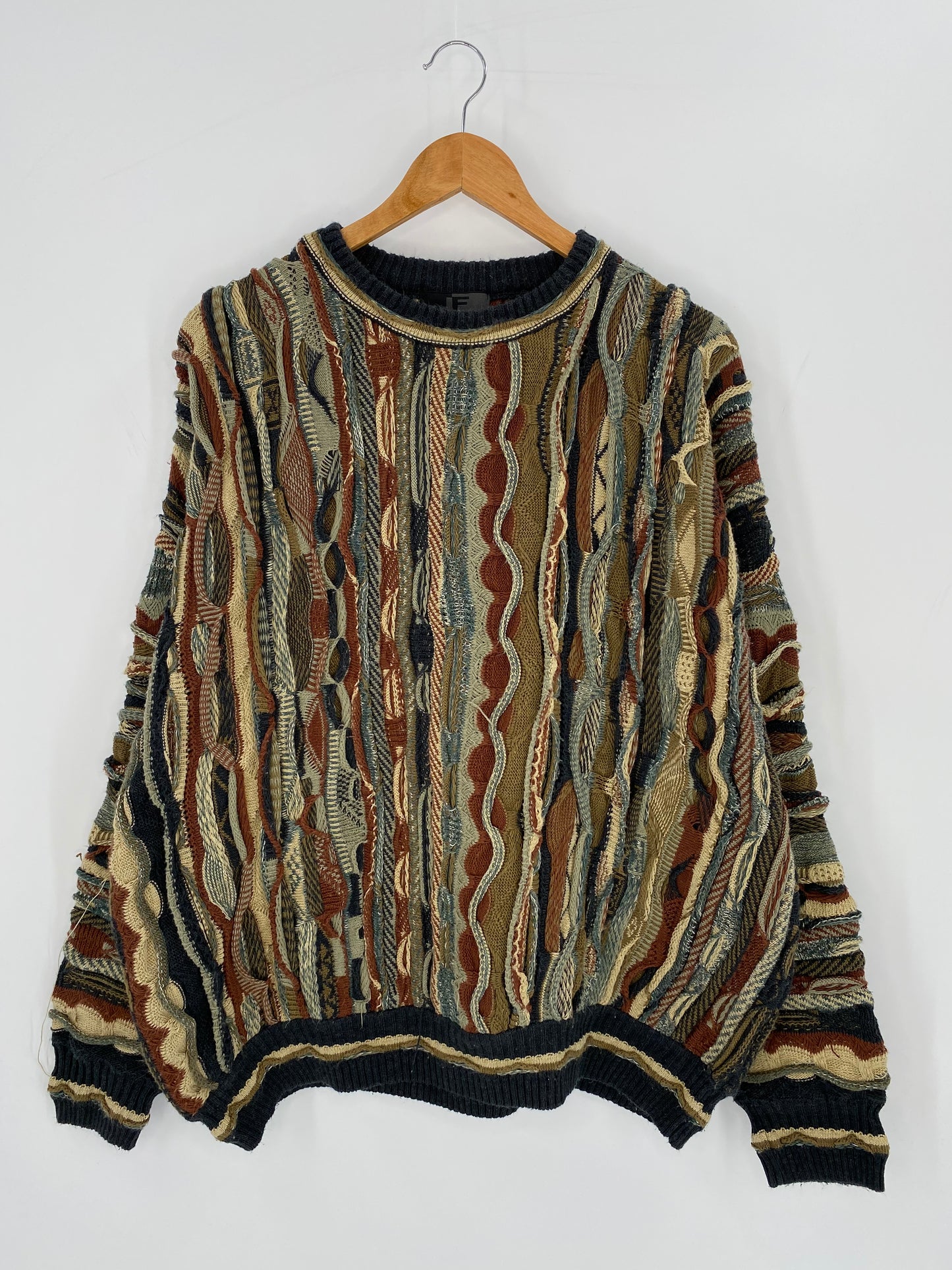 Vintage 3D Coogi-Style Size XL Knit Sweater / 9451