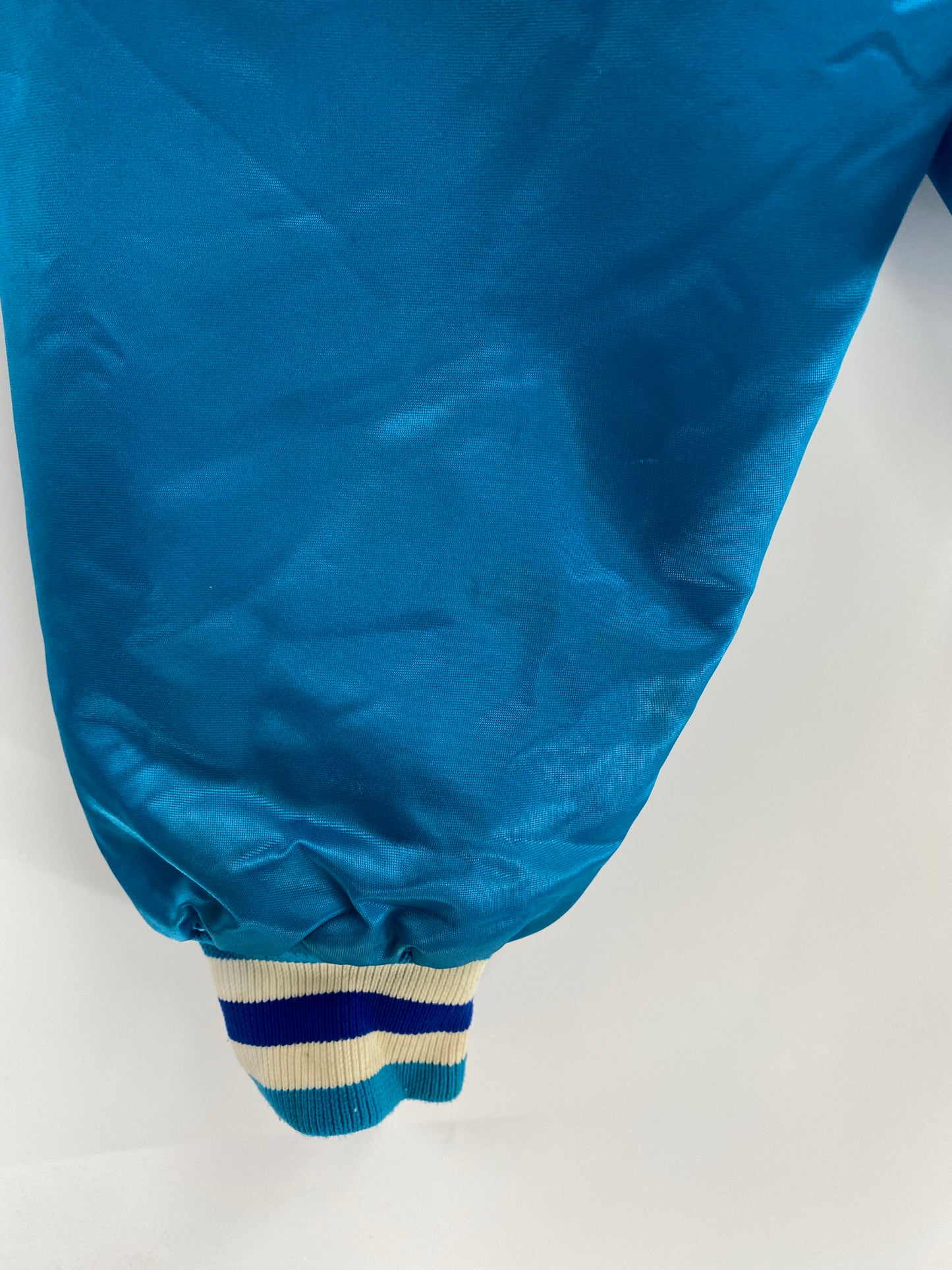 90’s STARTER x CHARLOTTE HORNETS Made in USA Size XL Vintage Button Up Nylon Jacket  / K4837