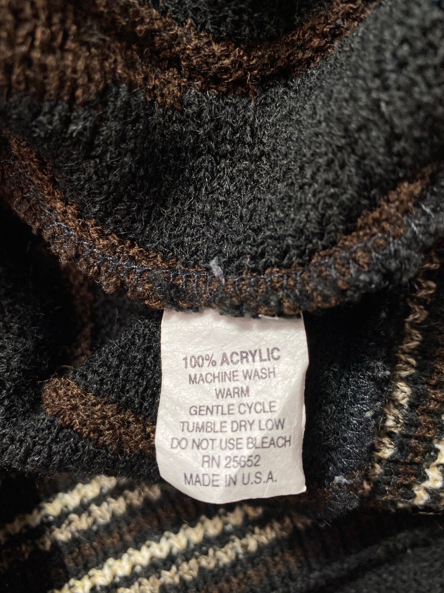 Vintage 3D COOGI- Style Made in USA Size L Knit Sweater / K5307