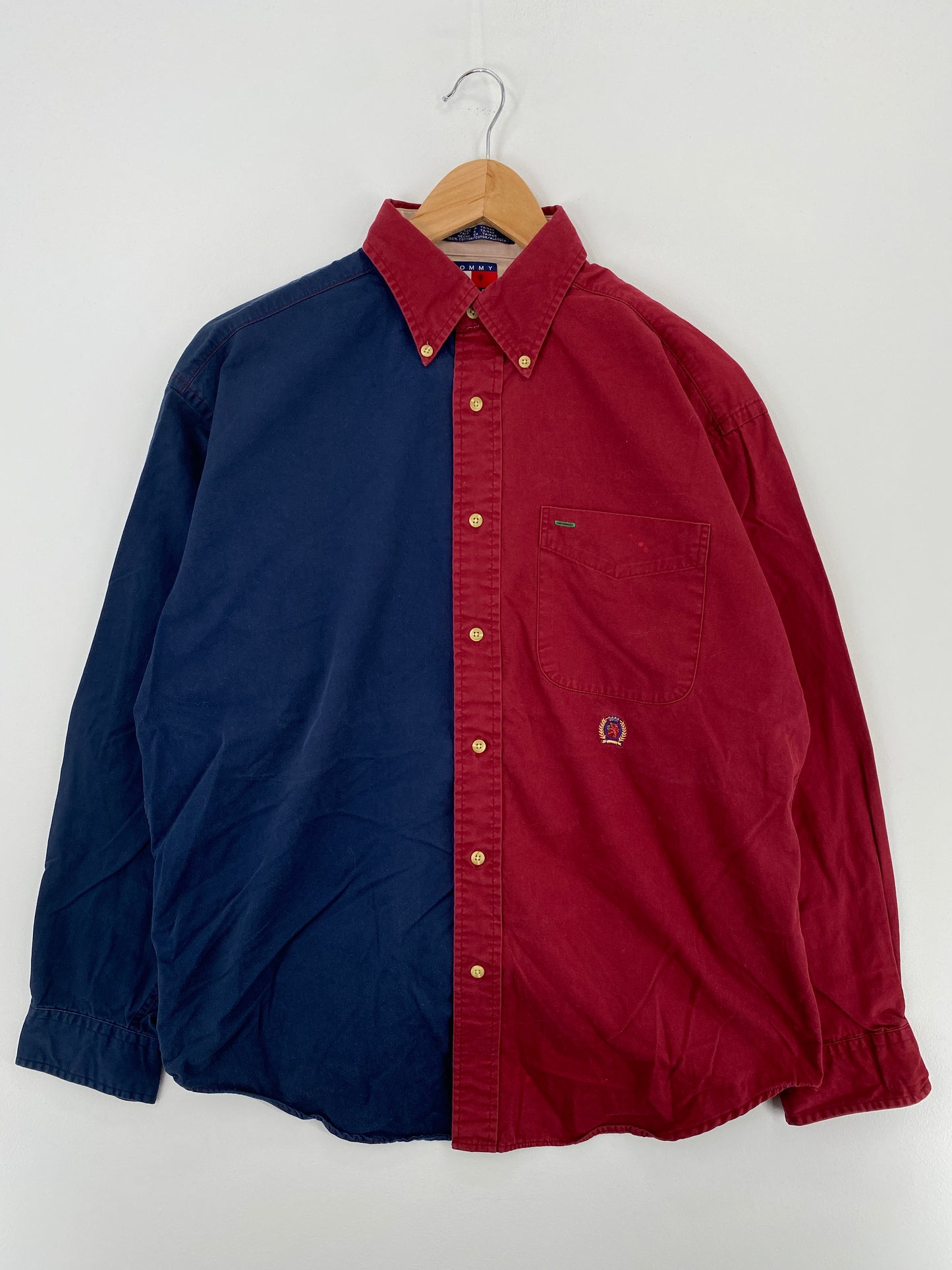 90’s TOMMY HILFIGER Size S Vintage Button-Down Shirt / A4271