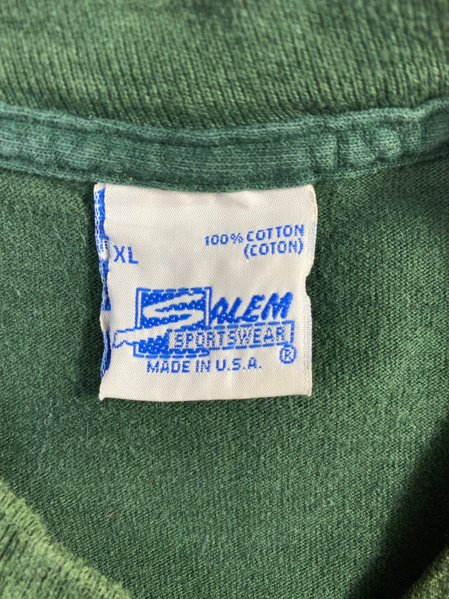 90’s SALEM x MILWAUKEE BUCKS Made in USA Size XL Vintage NBA T-shirt / E5531T