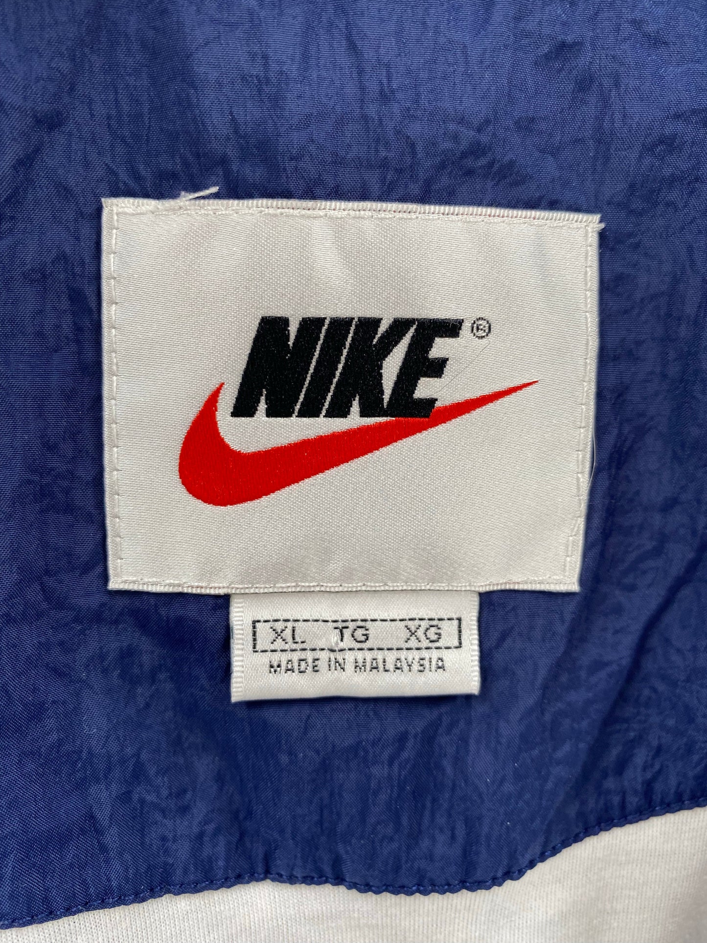 90’s NIKE Size XL Vintage Zip-up Nylon Jacket / A7987