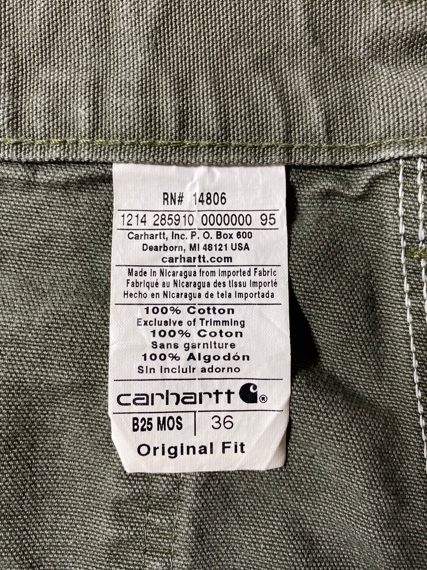 Vintage CARHARTT Size 36 Duck Shorts / K9051
