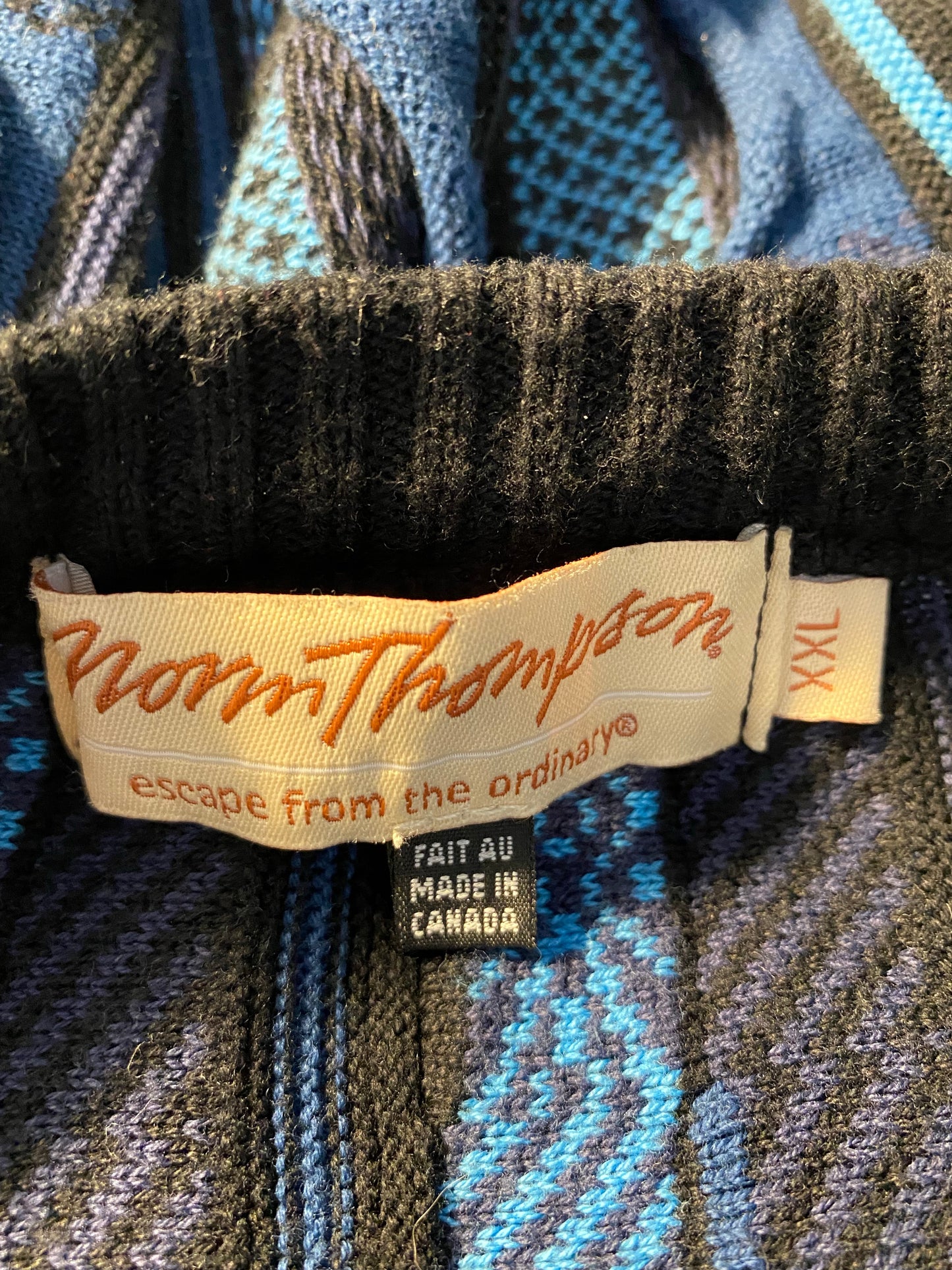 Vintage 3D COOGI- Style Size XXL Knit Sweater / K7800