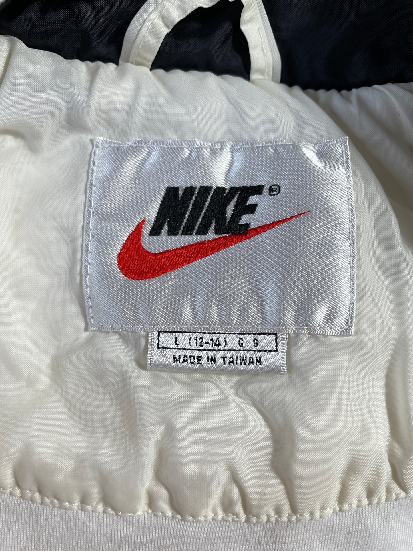 .90's NIKE Size Ladeis.L Padded Nylon Jacket / A9325