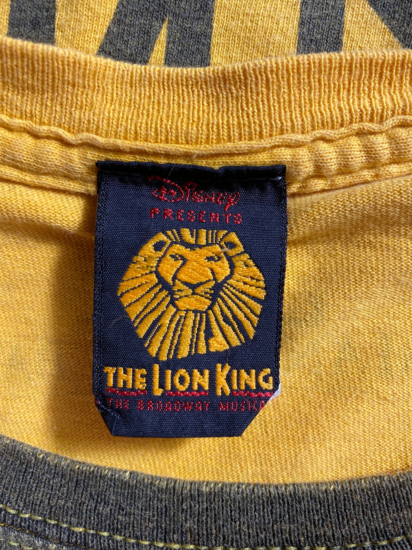 Vintage LION KING MUSICAL Size XXL Vintage T-Shirt / A4333