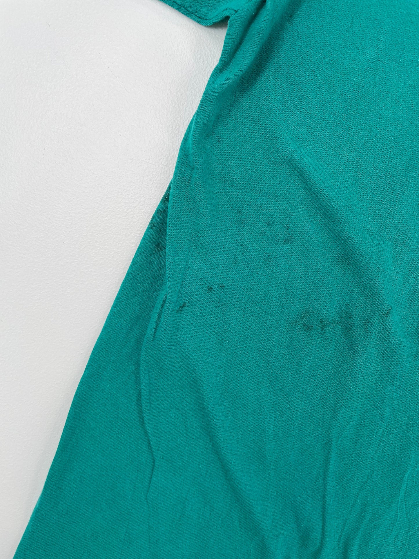 1992 LOONEY TUNES BUGS BUNNY Made in USA Size L Vintage T- Shirt / E1390T