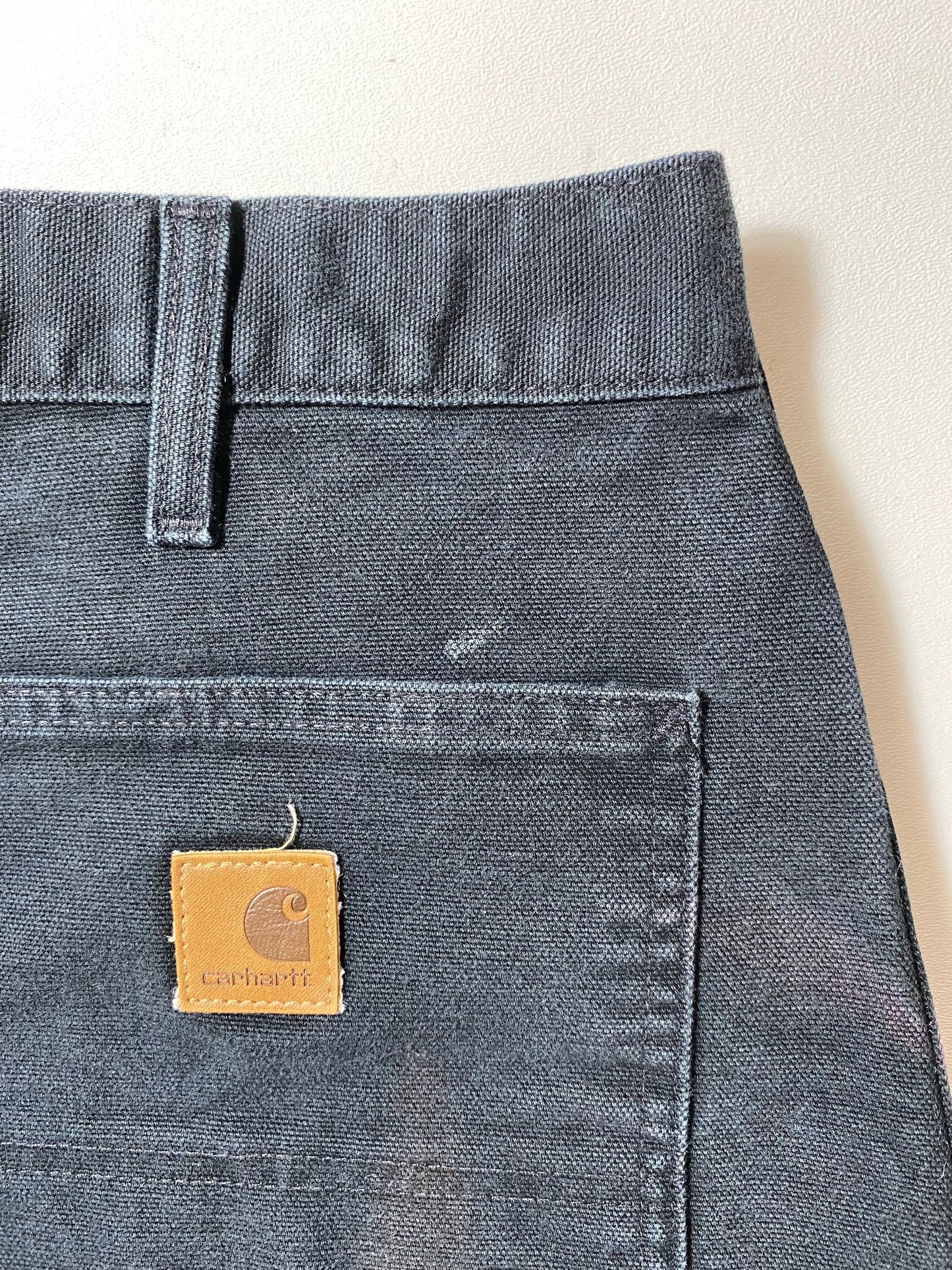Vintage CARHARTT Size 33 Duck Shorts / K9052