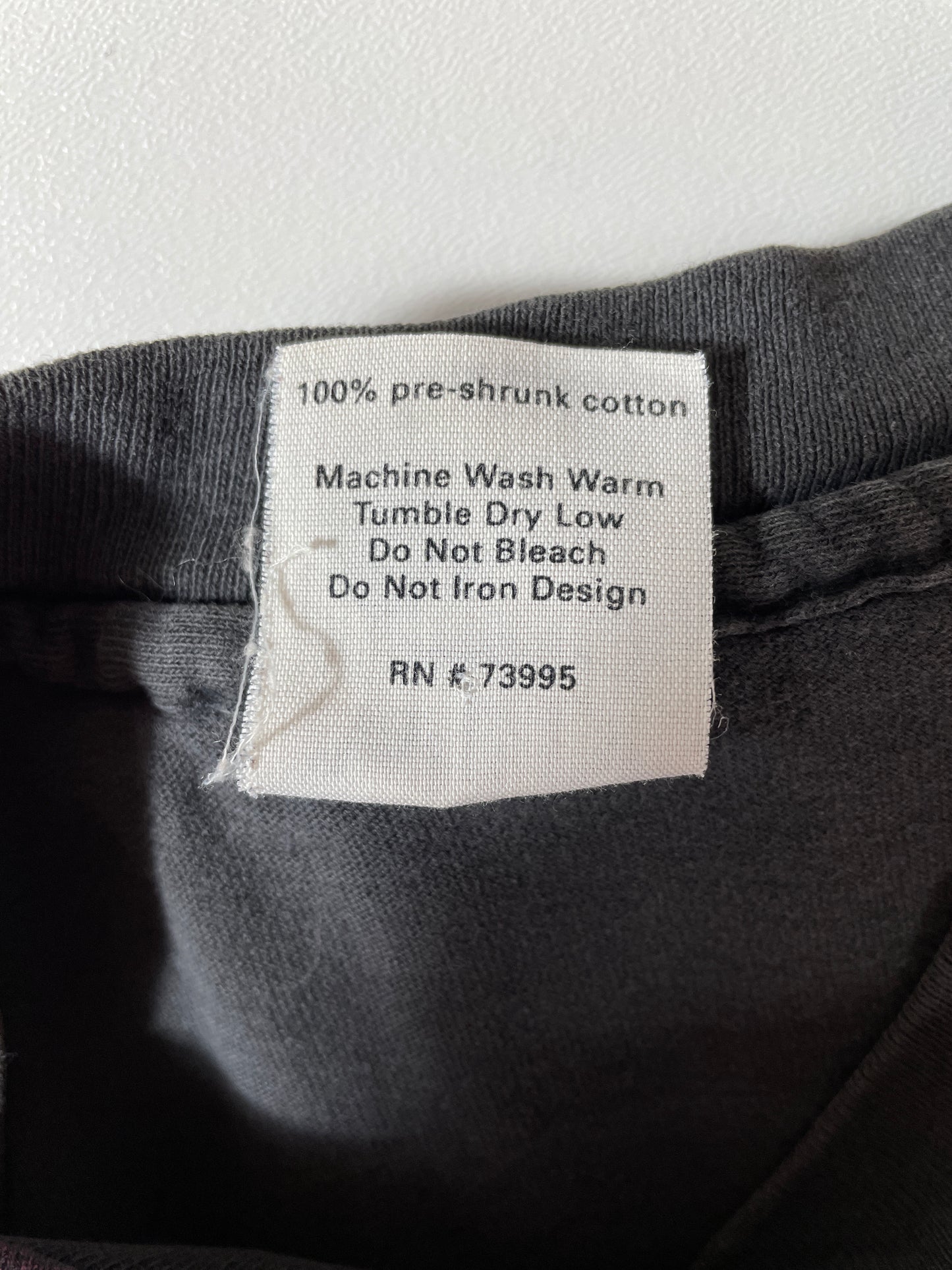 1992 WILD OATS LOONEY TUNES BUGS BUNNY MADE IN USA Size L Vintage T-shirt / K987